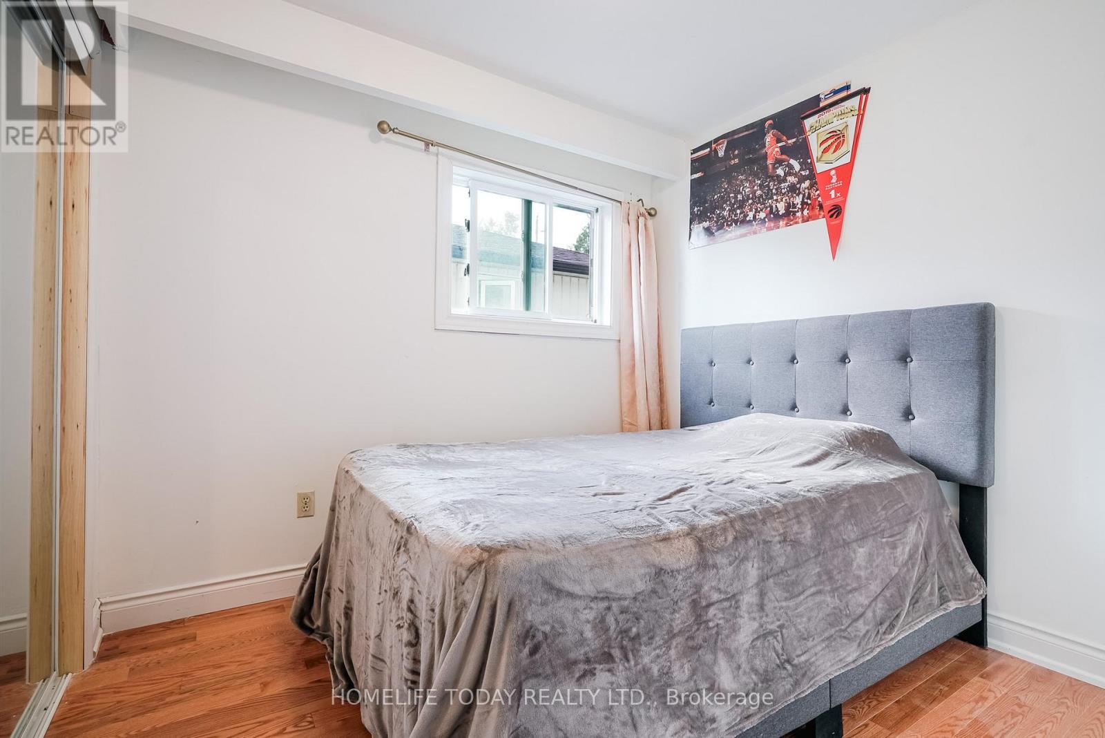 122 Valdor Drive, Toronto, Ontario  M1V 1R5 - Photo 15 - E12395304