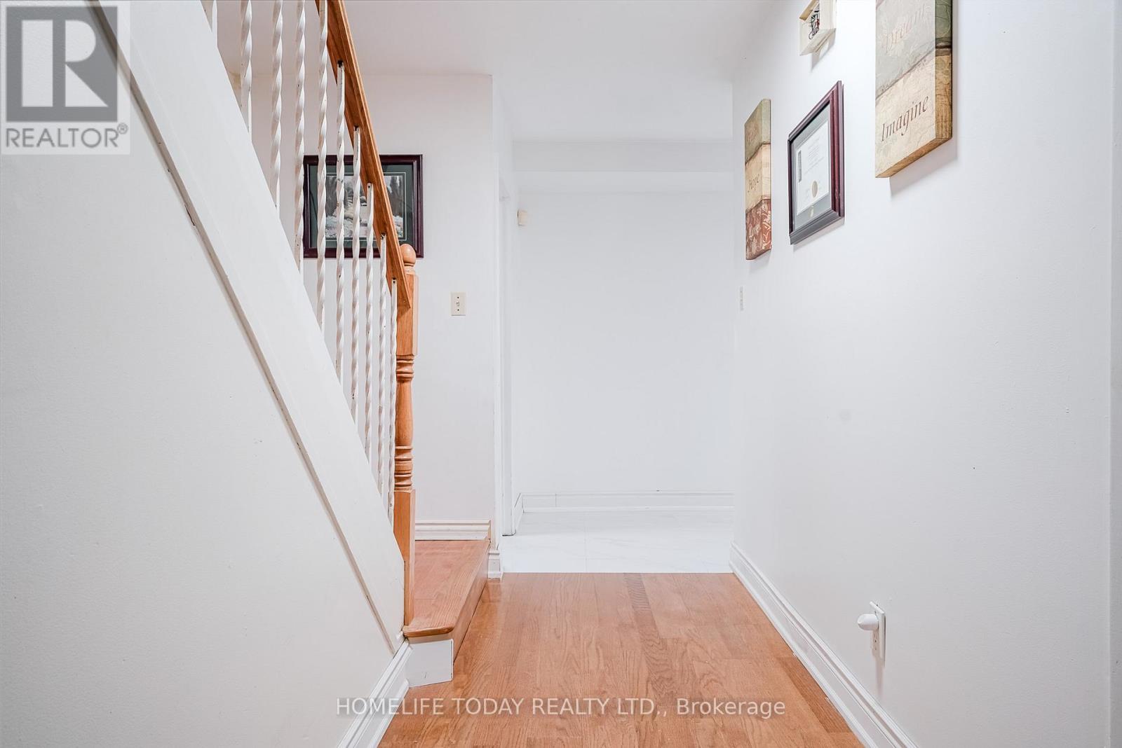 122 Valdor Drive, Toronto, Ontario  M1V 1R5 - Photo 6 - E12395304