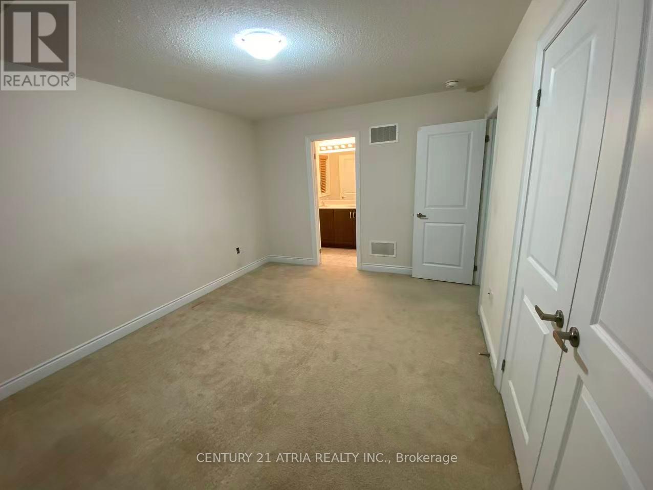 37 Ladder Crescent, East Gwillimbury, Ontario  L9N 0N8 - Photo 16 - N12646698