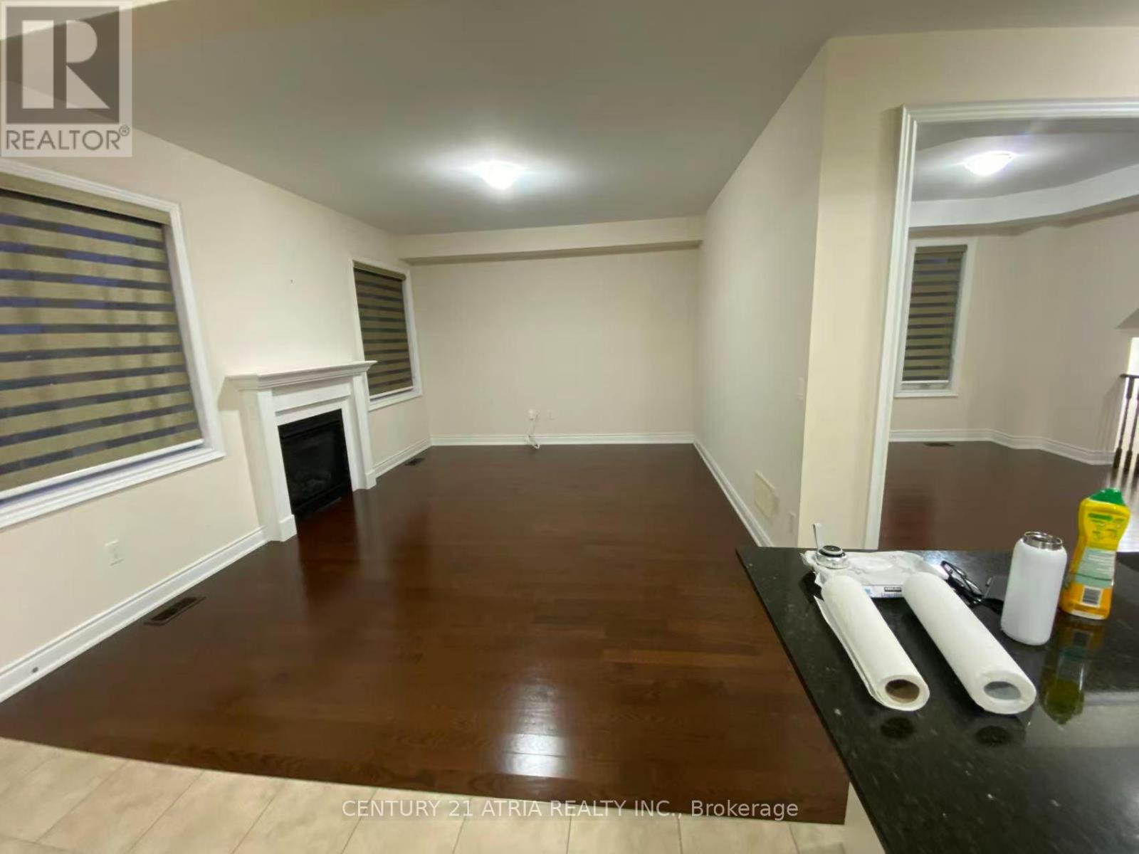 37 Ladder Crescent, East Gwillimbury, Ontario  L9N 0N8 - Photo 6 - N12646698