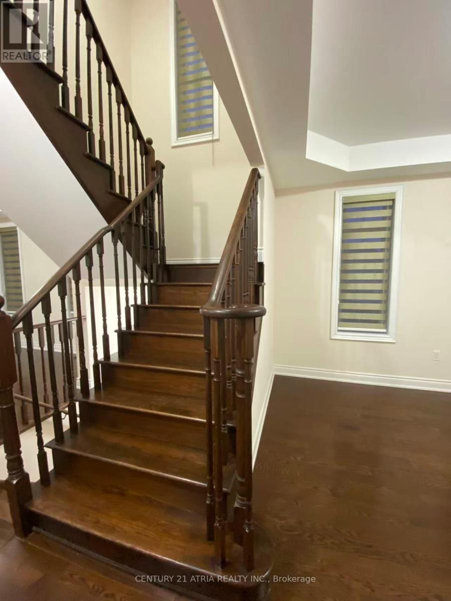 37 Ladder Crescent, East Gwillimbury, Ontario  L9N 0N8 - Photo 9 - N12646698