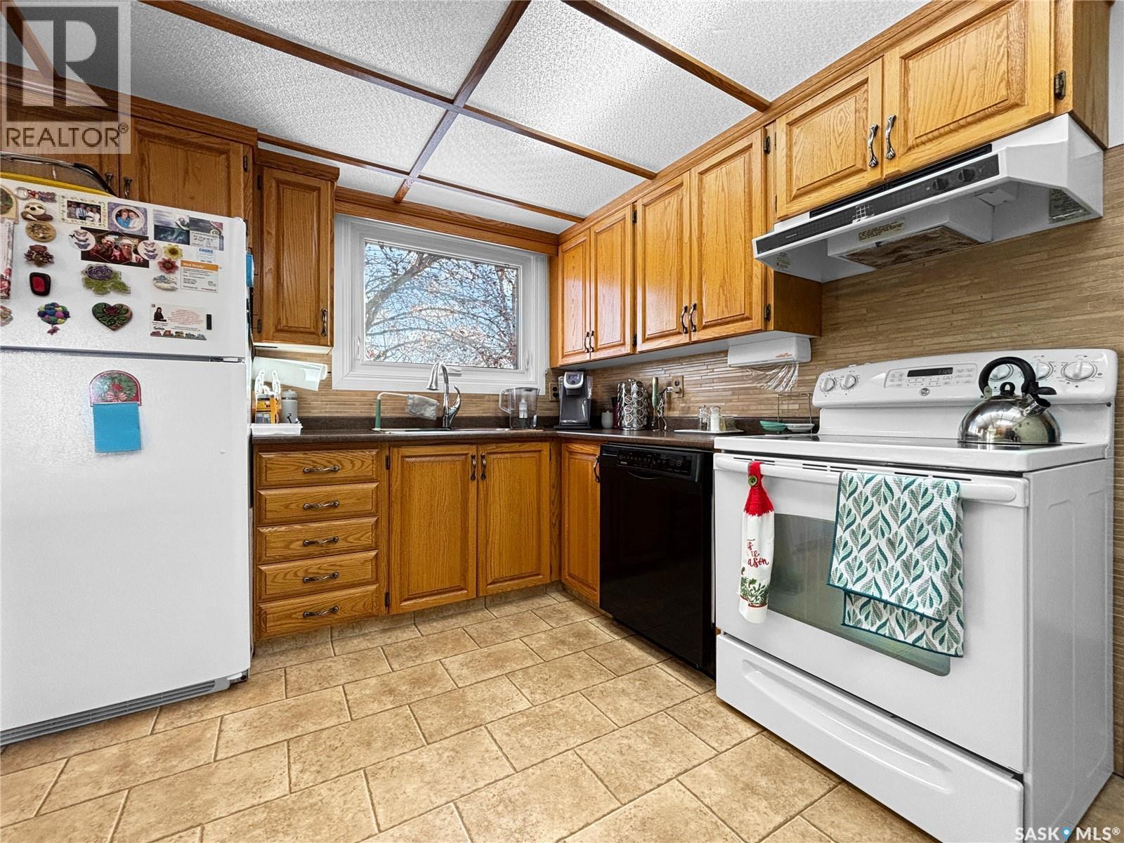 118 Cockburn Crescent, Saskatoon, Saskatchewan  S7L 5R9 - Photo 9 - SK025856