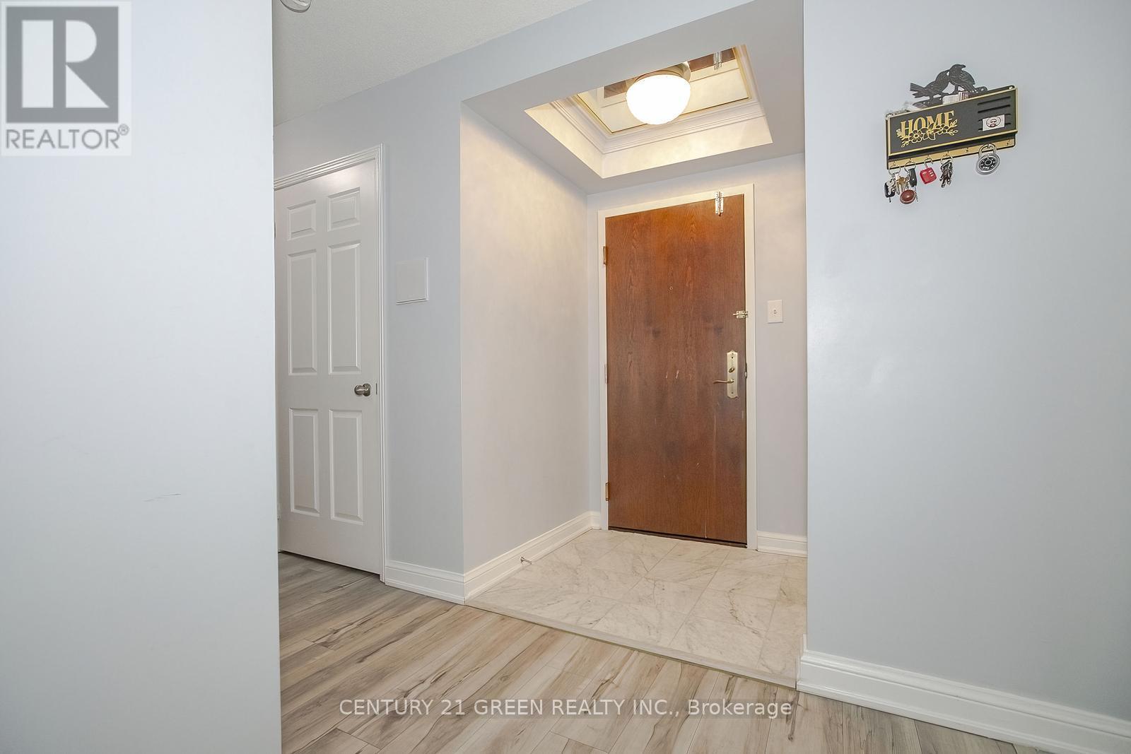 1503 - 22 Hanover Road, Brampton, Ontario  L6S 5K7 - Photo 13 - W12646684