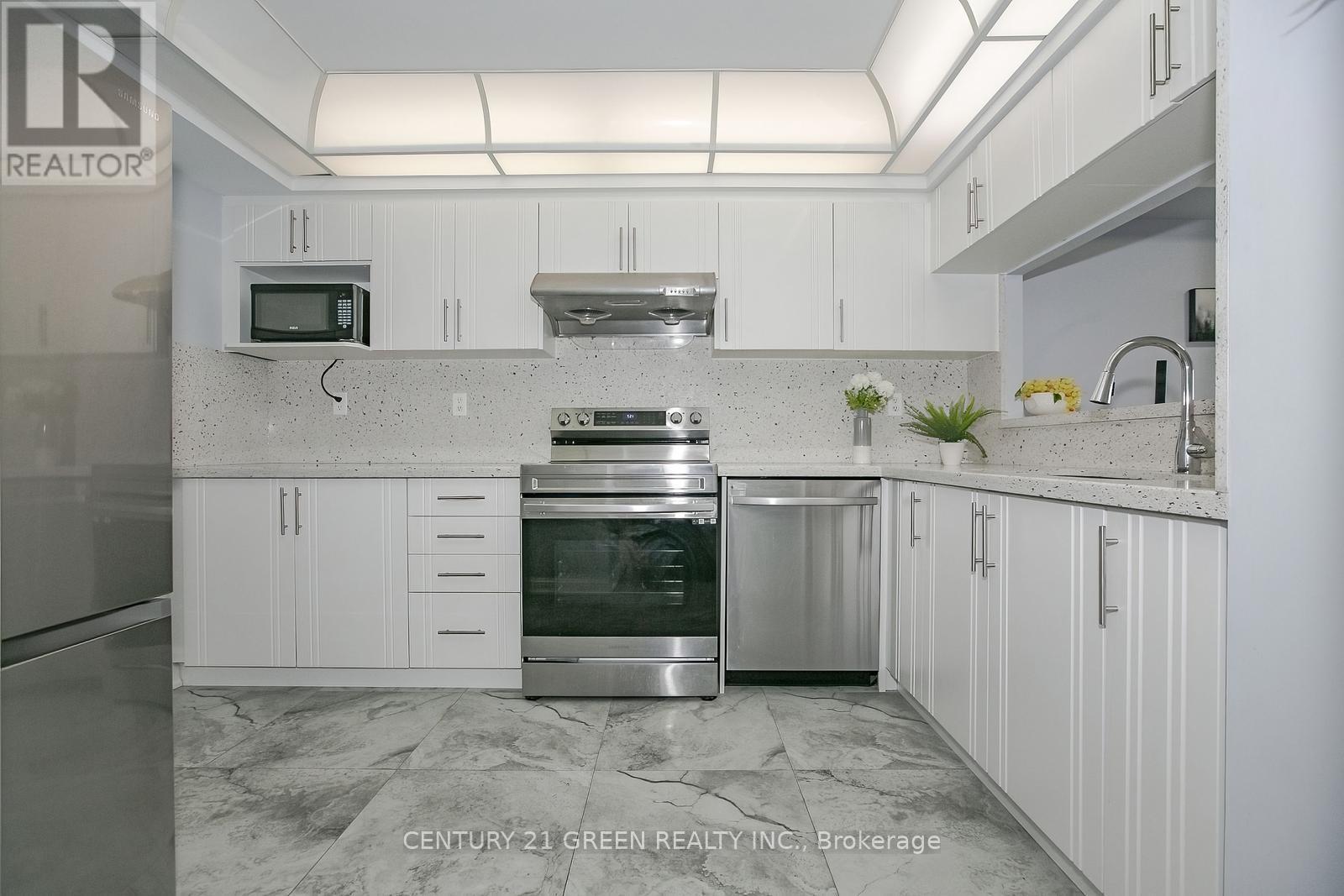 1503 - 22 Hanover Road, Brampton, Ontario  L6S 5K7 - Photo 19 - W12646684