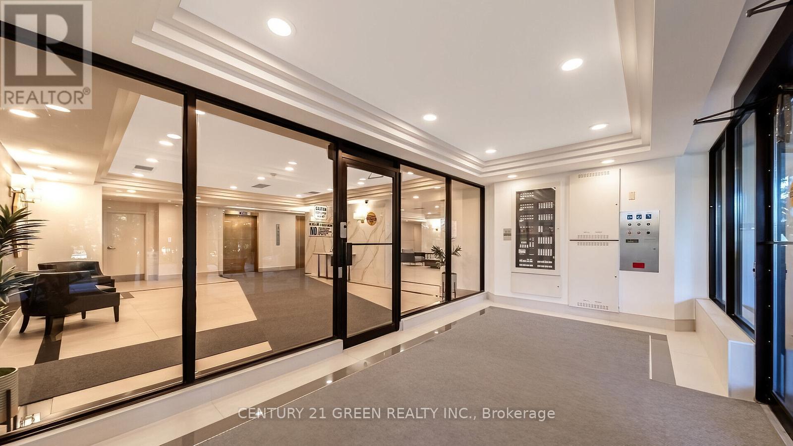 1503 - 22 Hanover Road, Brampton, Ontario  L6S 5K7 - Photo 9 - W12646684