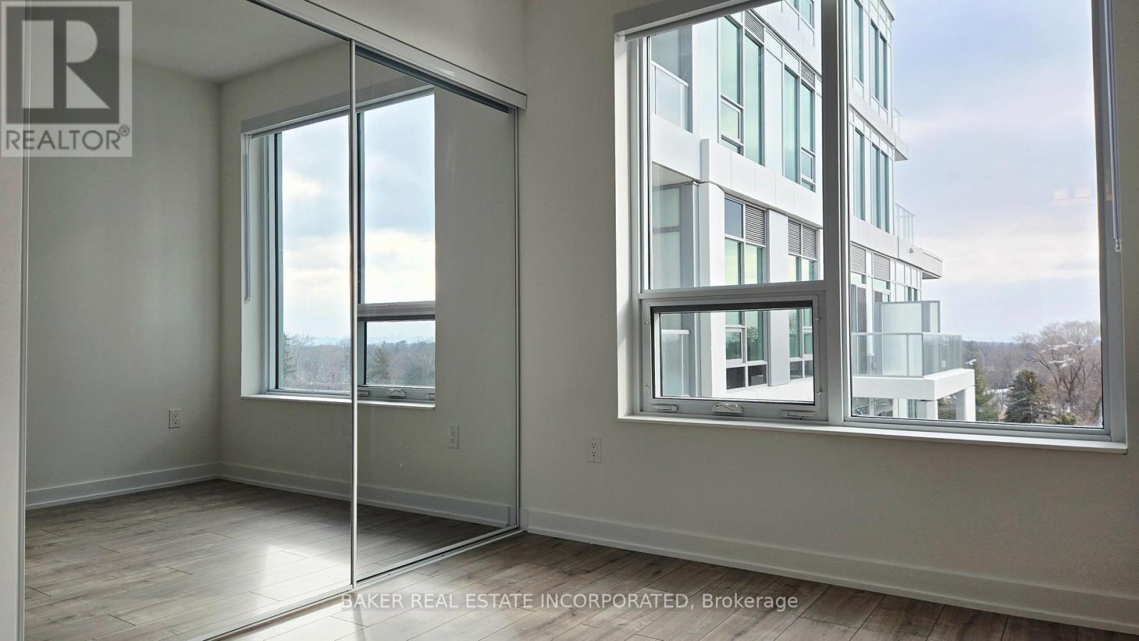 602 - 500 Plains Road E, Burlington, Ontario  L7T 2E1 - Photo 11 - W12646702