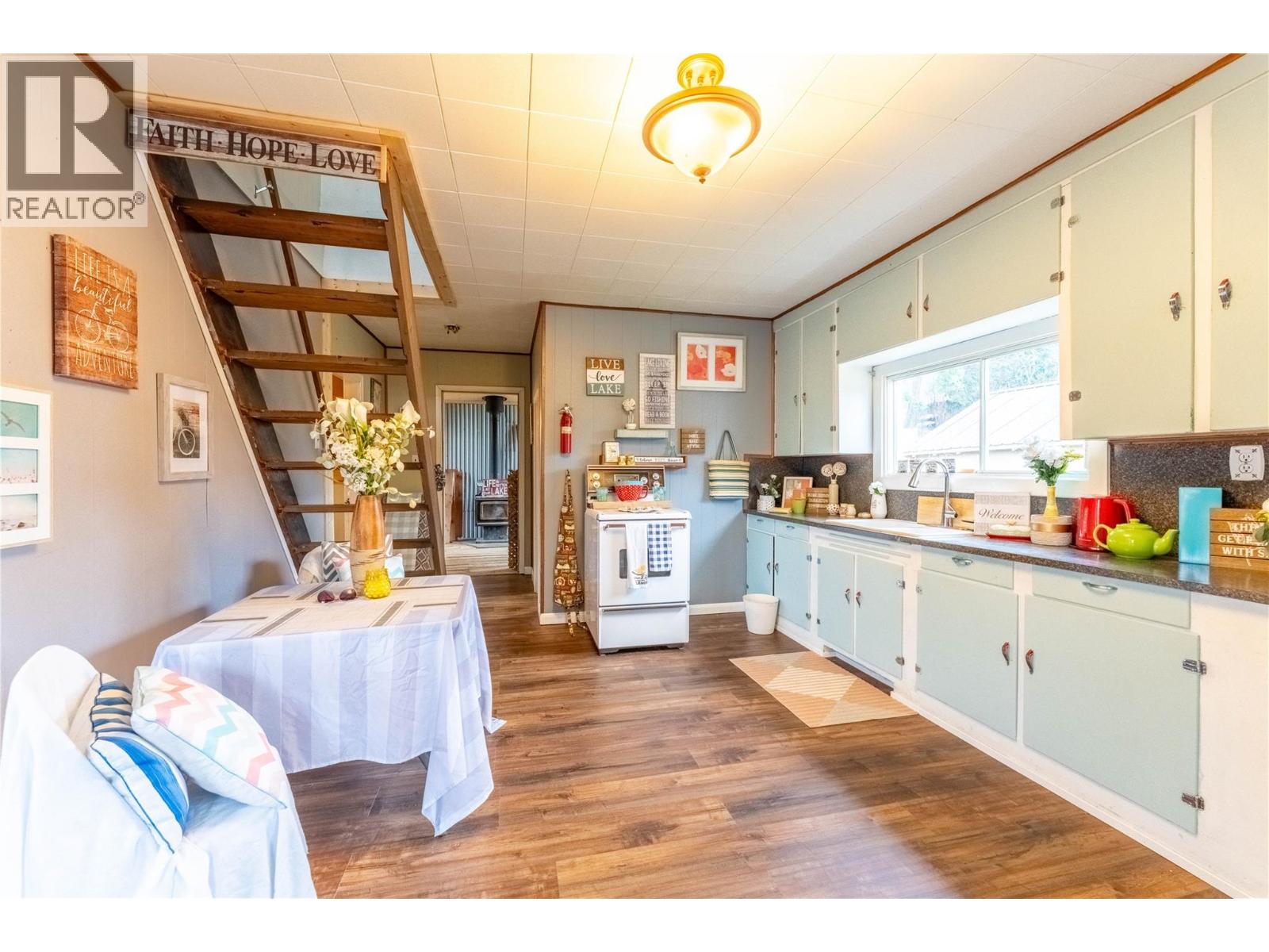 1412 Ainsworth Avenue, Riondel, British Columbia  V0B 2B0 - Photo 18 - 10371450