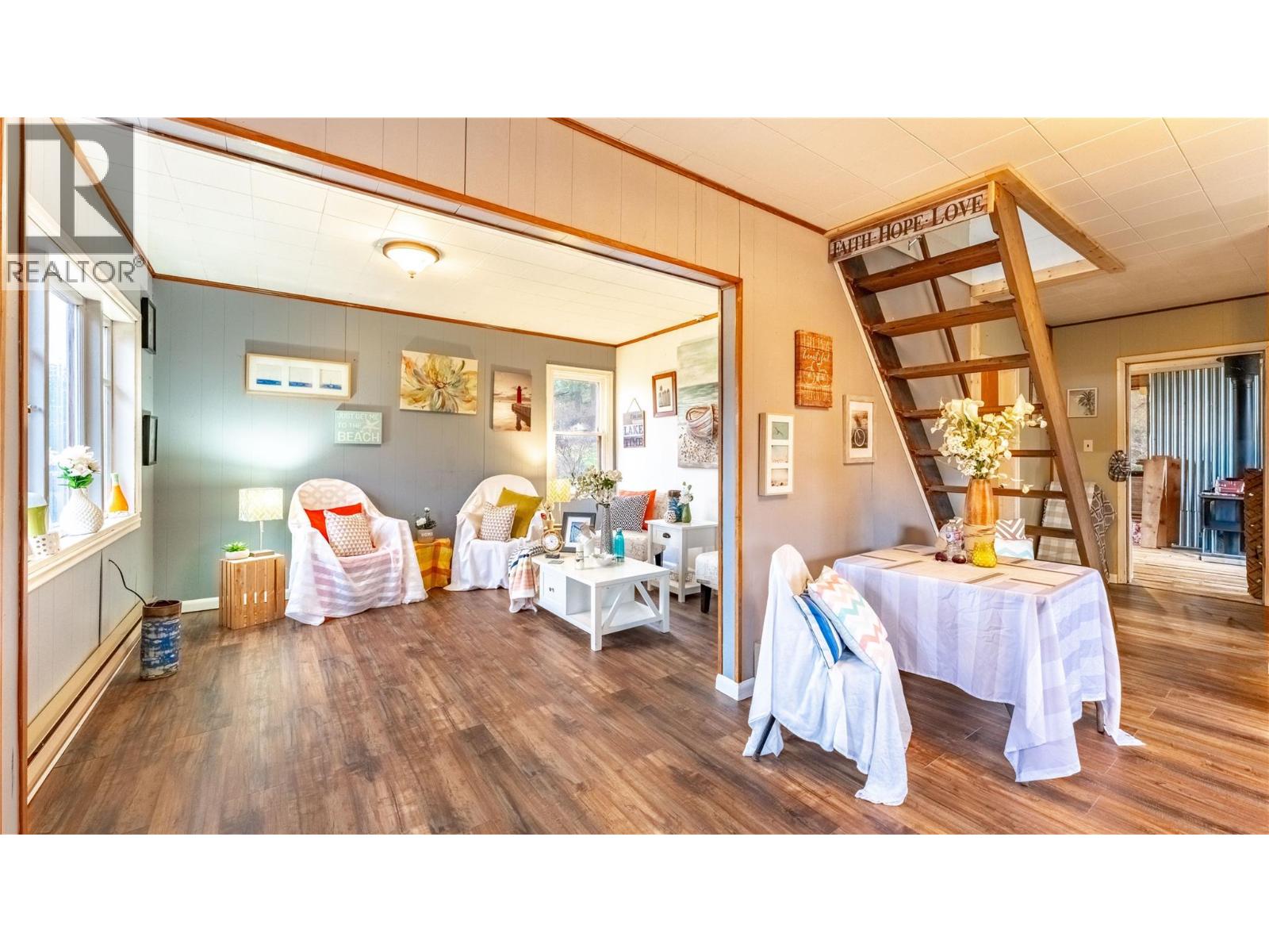 1412 Ainsworth Avenue, Riondel, British Columbia  V0B 2B0 - Photo 9 - 10371450