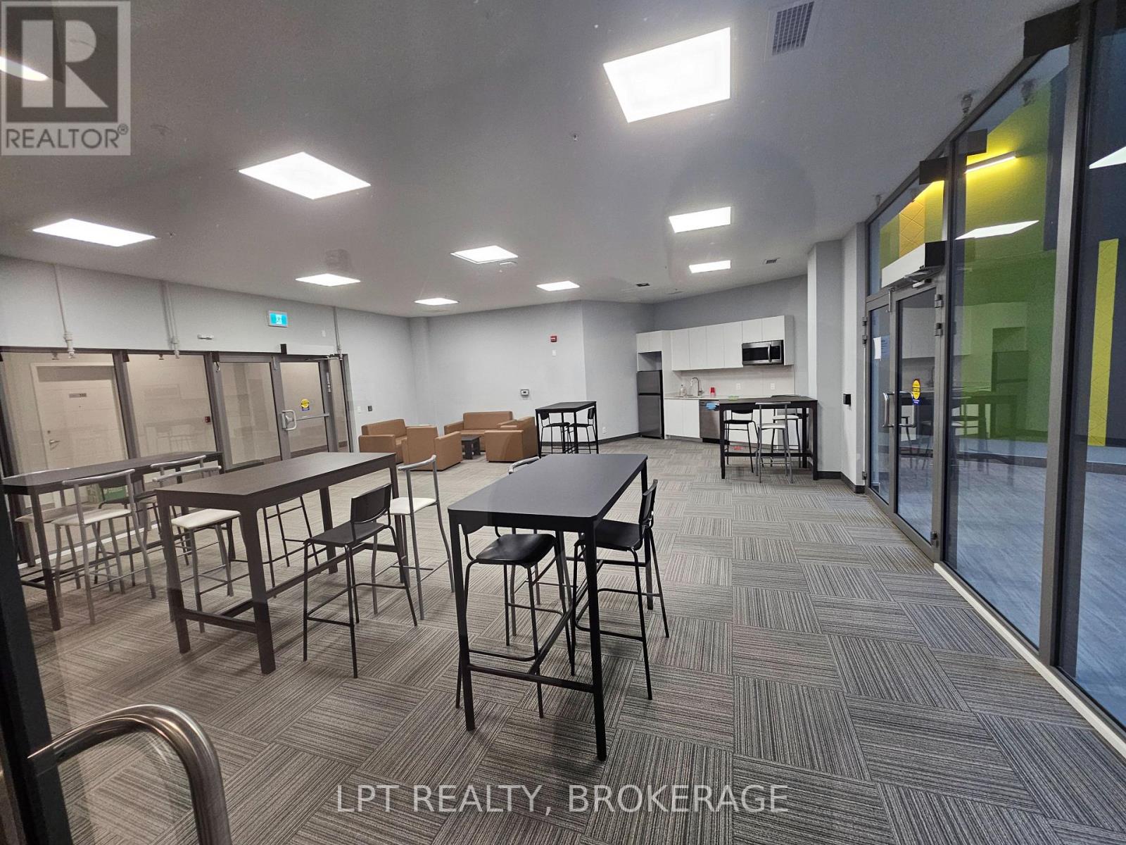 809 - 652 Princess Street, Kingston, Ontario  K7L 1E5 - Photo 13 - X12646796