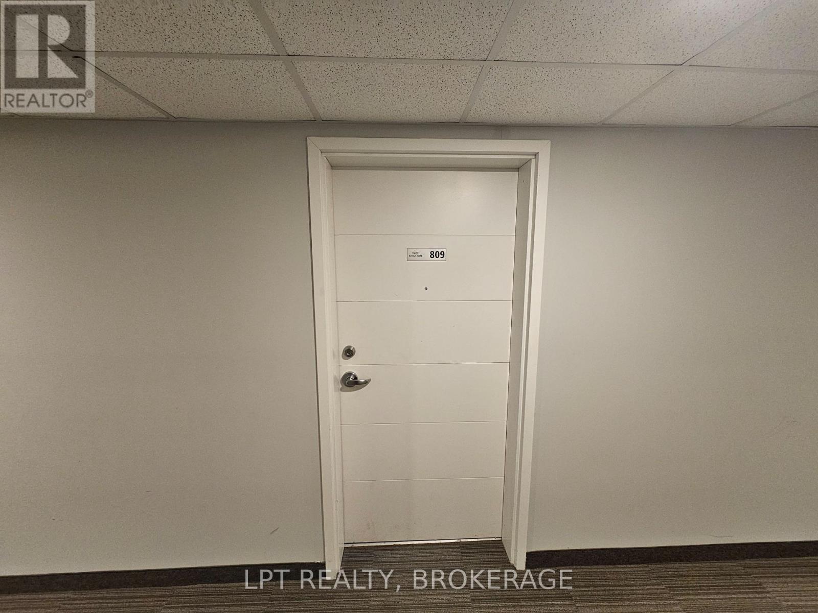 809 - 652 Princess Street, Kingston, Ontario  K7L 1E5 - Photo 3 - X12646796