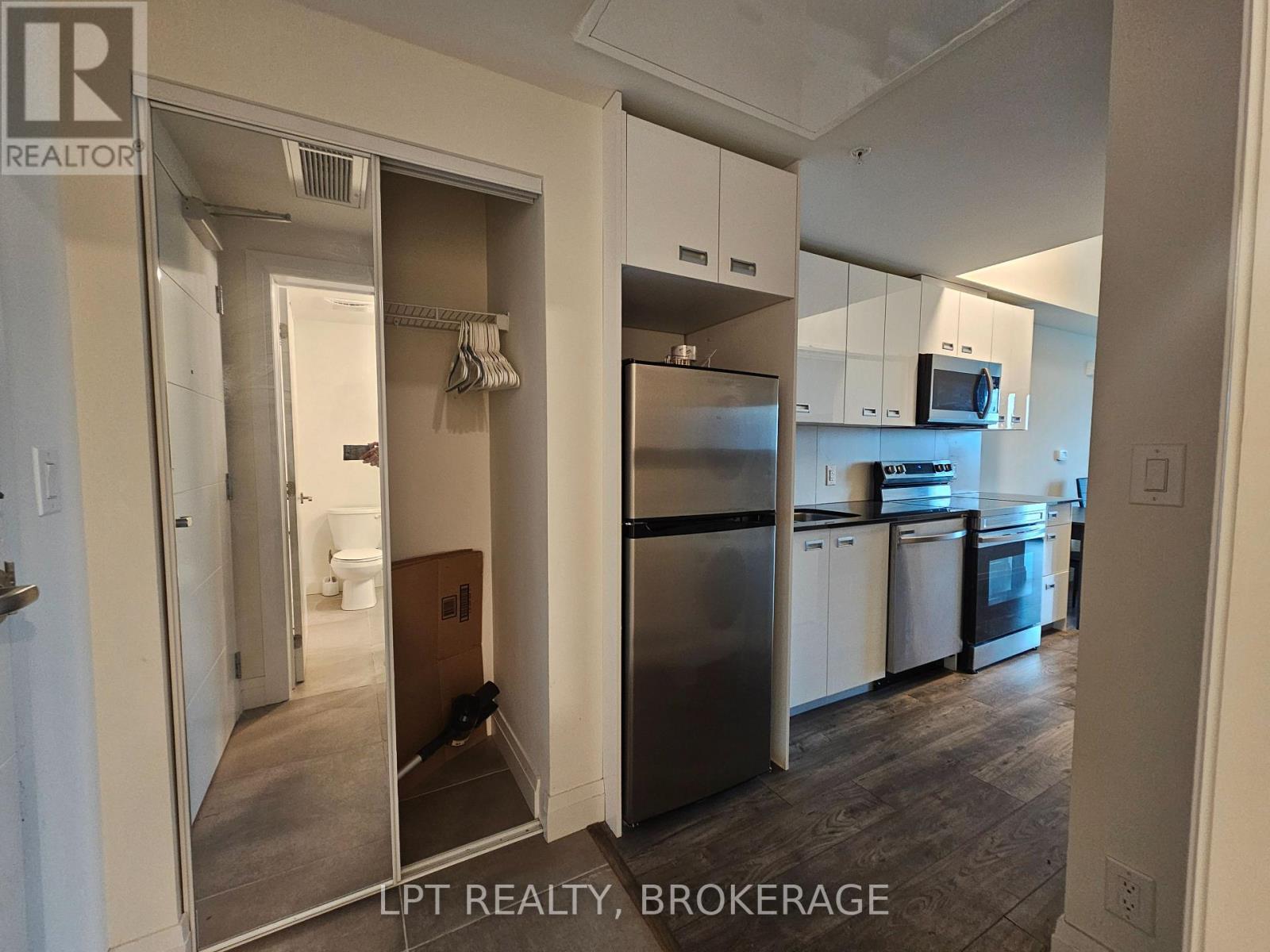 809 - 652 Princess Street, Kingston, Ontario  K7L 1E5 - Photo 4 - X12646796