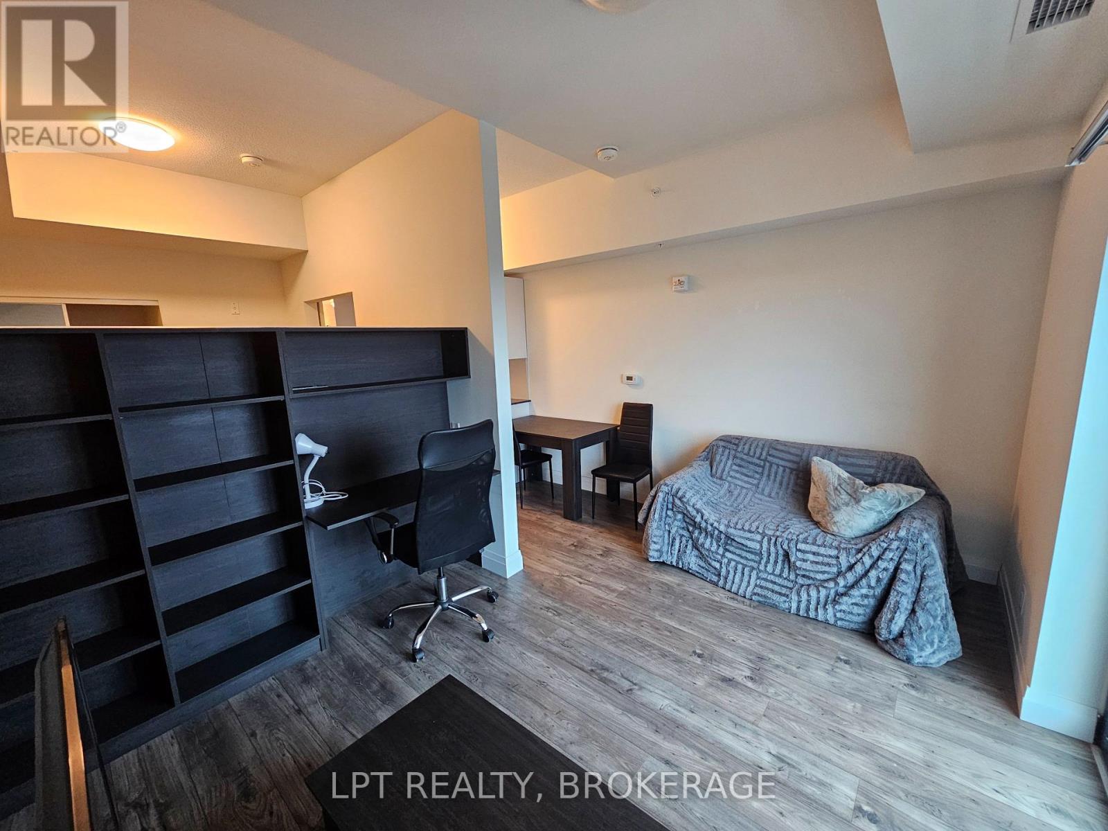 809 - 652 Princess Street, Kingston, Ontario  K7L 1E5 - Photo 9 - X12646796