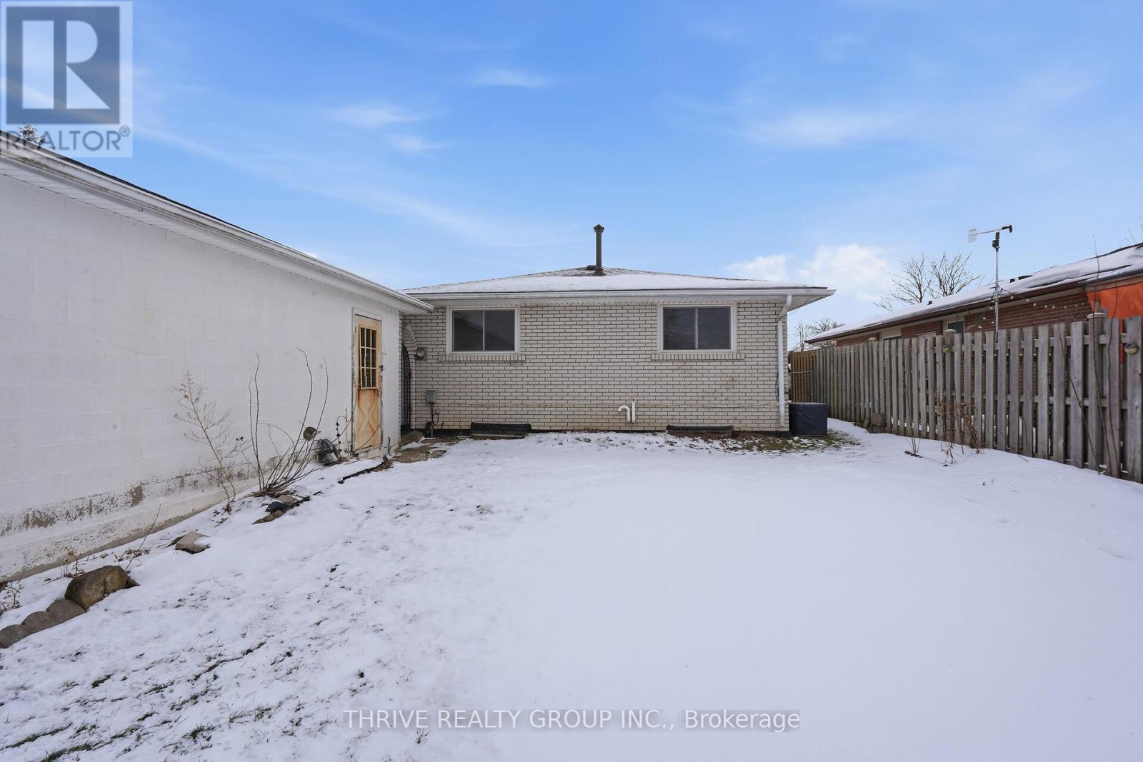64 Jena Crescent, London East, Ontario  N5V 1L4 - Photo 41 - X12646800