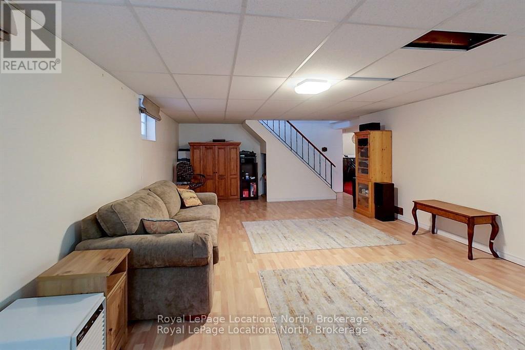 223 Pearson Street, Meaford, Ontario  N4L 1L6 - Photo 16 - X12645310