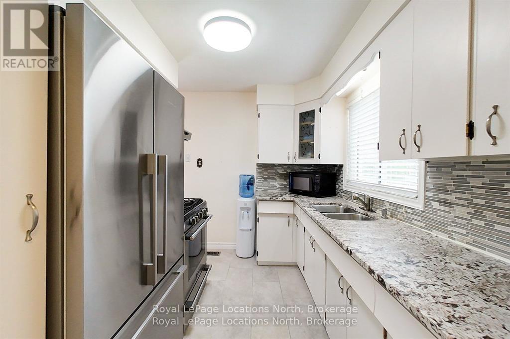 223 Pearson Street, Meaford, Ontario  N4L 1L6 - Photo 7 - X12645310