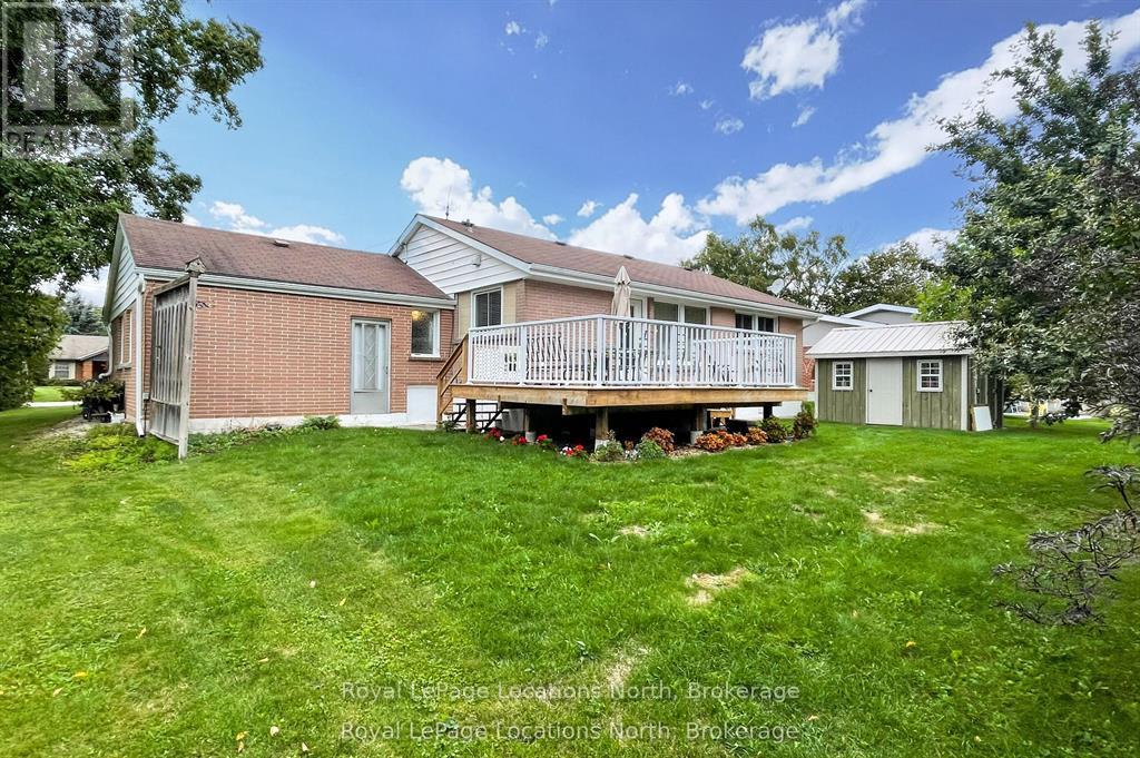 223 Pearson Street, Meaford, Ontario  N4L 1L6 - Photo 2 - X12645310
