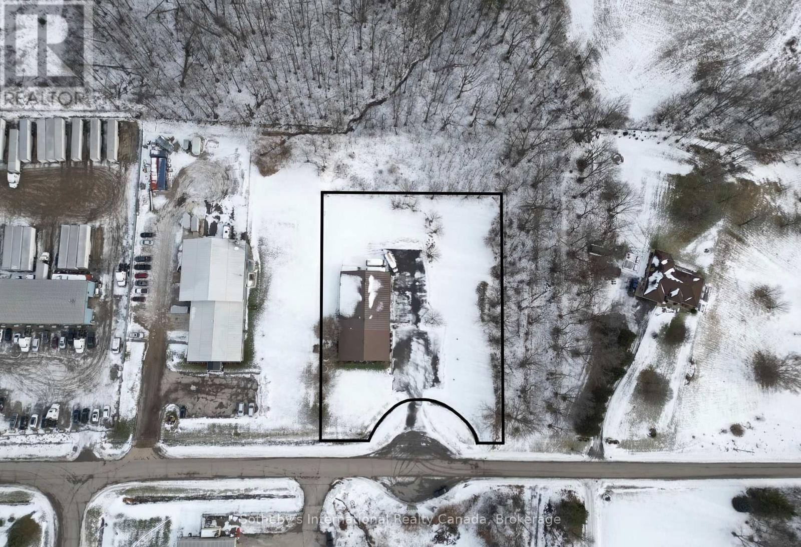 138 Sugar Maple Road, Brant, Ontario  N0E 1N0 - Photo 2 - X12646808