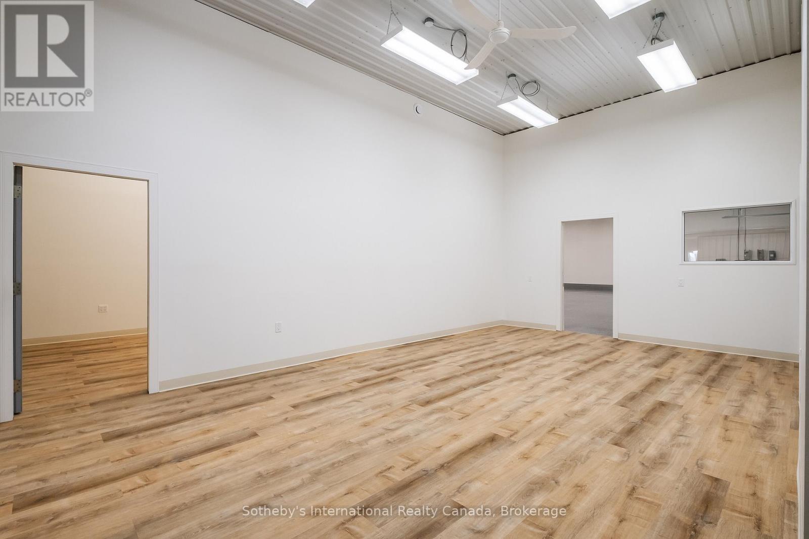 138 Sugar Maple Road, Brant, Ontario  N0E 1N0 - Photo 21 - X12646808