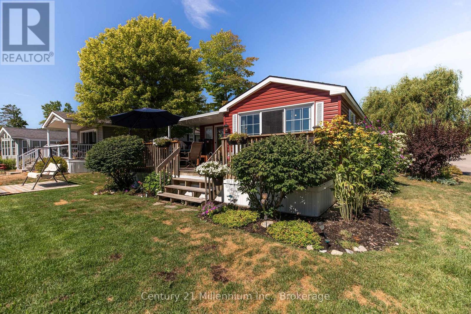 19 White Pines Trail, Wasaga Beach, Ontario  L9Z 1X7 - Photo 8 - S12646772