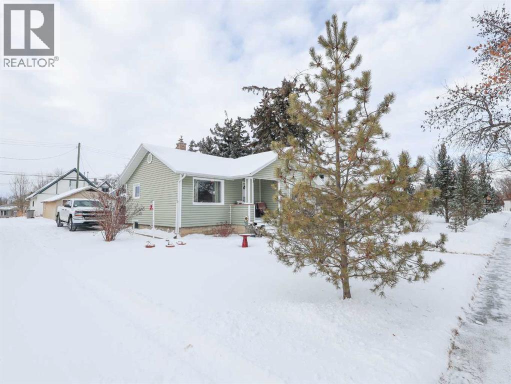 4716 51 Street, Stettler, Alberta  T4K 1J5 - Photo 37 - A2275629