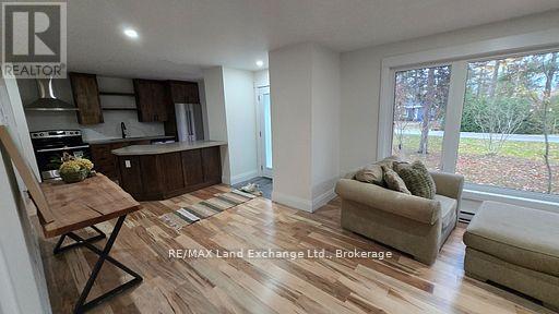 325 Ojibwa Trail, Huron-Kinloss, Ontario  N0G 2R0 - Photo 4 - X12646814