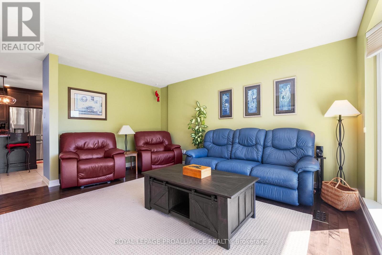 2535 Castlehill Drive, Cobourg, Ontario  K9A 0T3 - Photo 16 - X12433176
