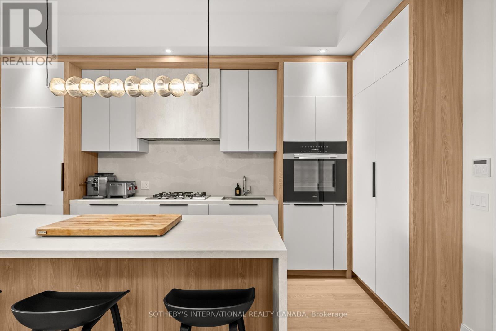 510 - 2 Forest Hill Road, Toronto, Ontario  M4V 2L3 - Photo 6 - C12646738