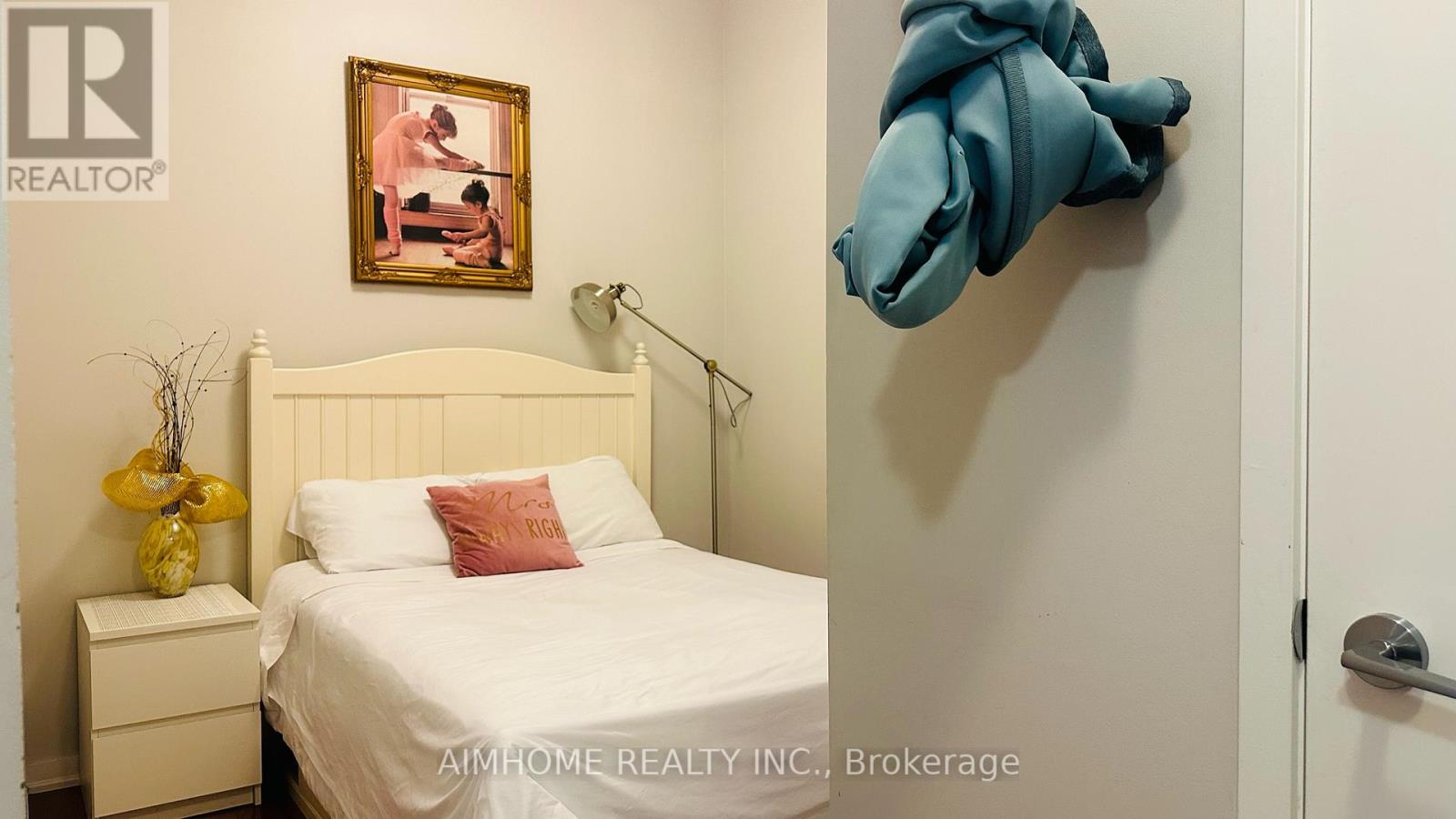 4201 - 12 York Street, Toronto, Ontario  M5J 2Z2 - Photo 5 - C12646762