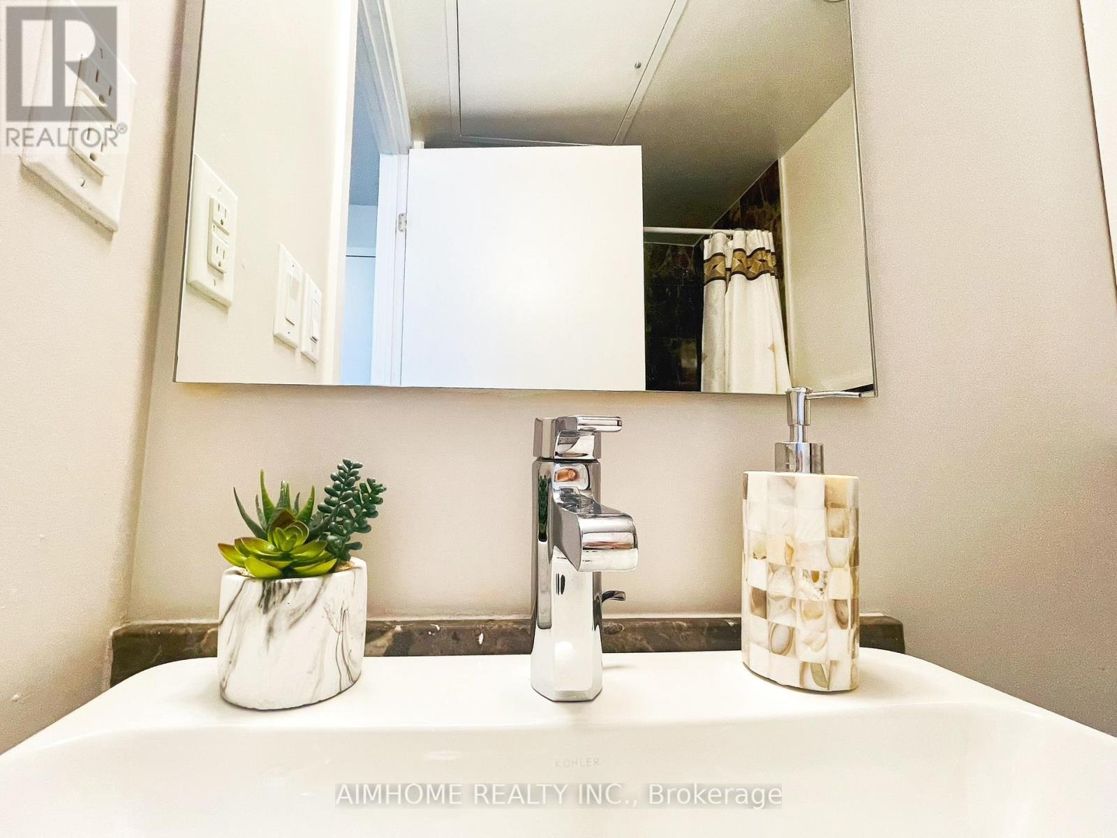 4201 - 12 York Street, Toronto, Ontario  M5J 2Z2 - Photo 7 - C12646762