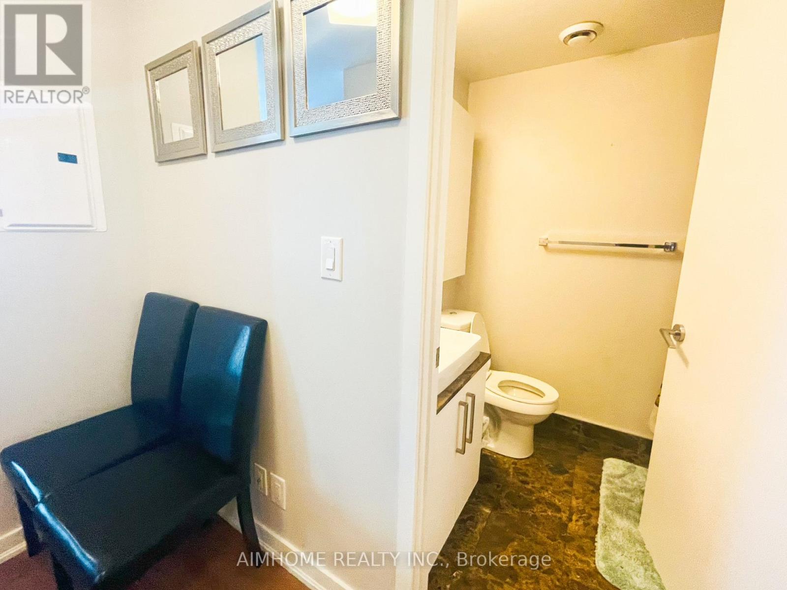 4201 - 12 York Street, Toronto, Ontario  M5J 2Z2 - Photo 8 - C12646762