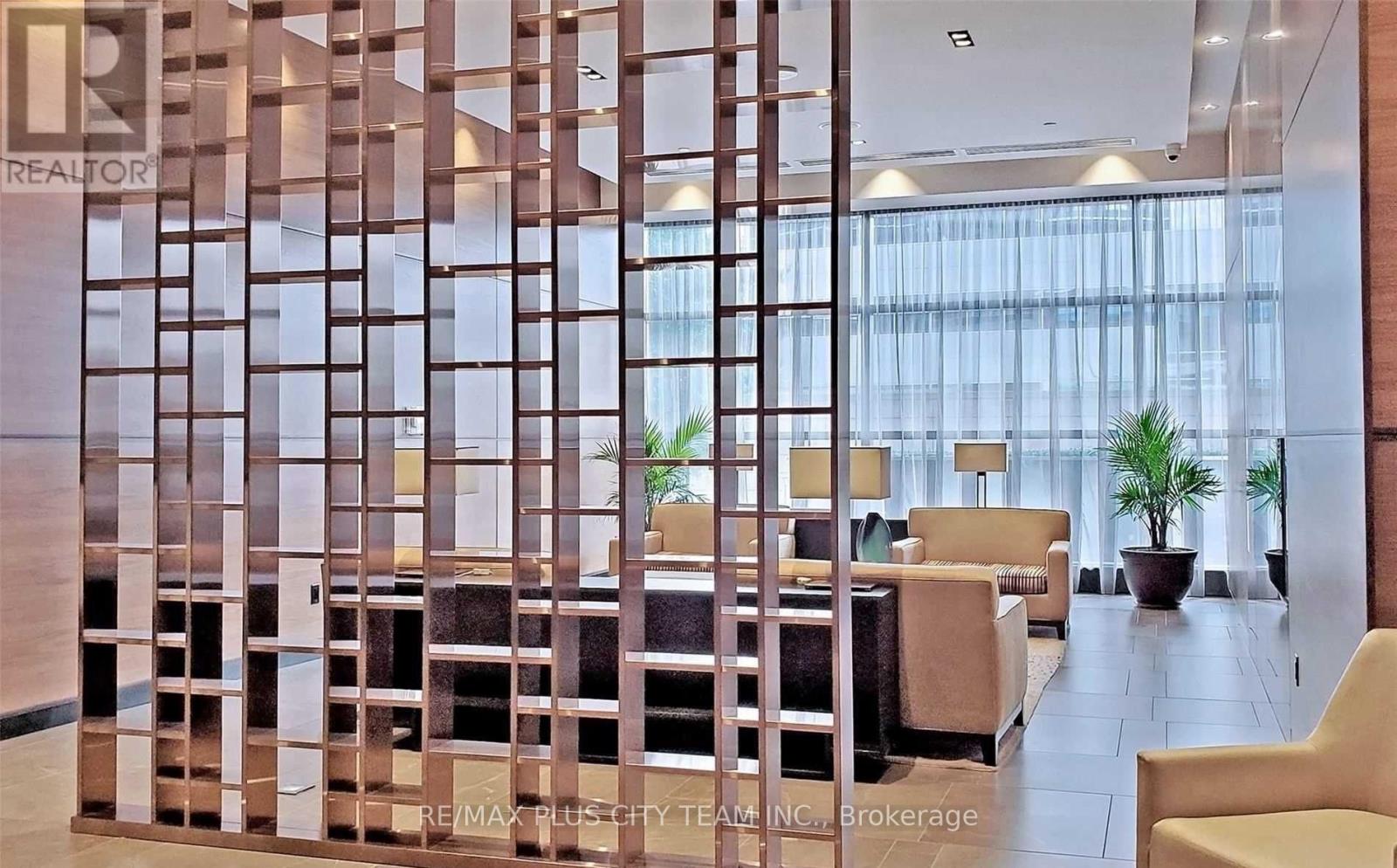 1303 - 2 Anndale Drive, Toronto, Ontario  M2N 0G5 - Photo 5 - C12646766