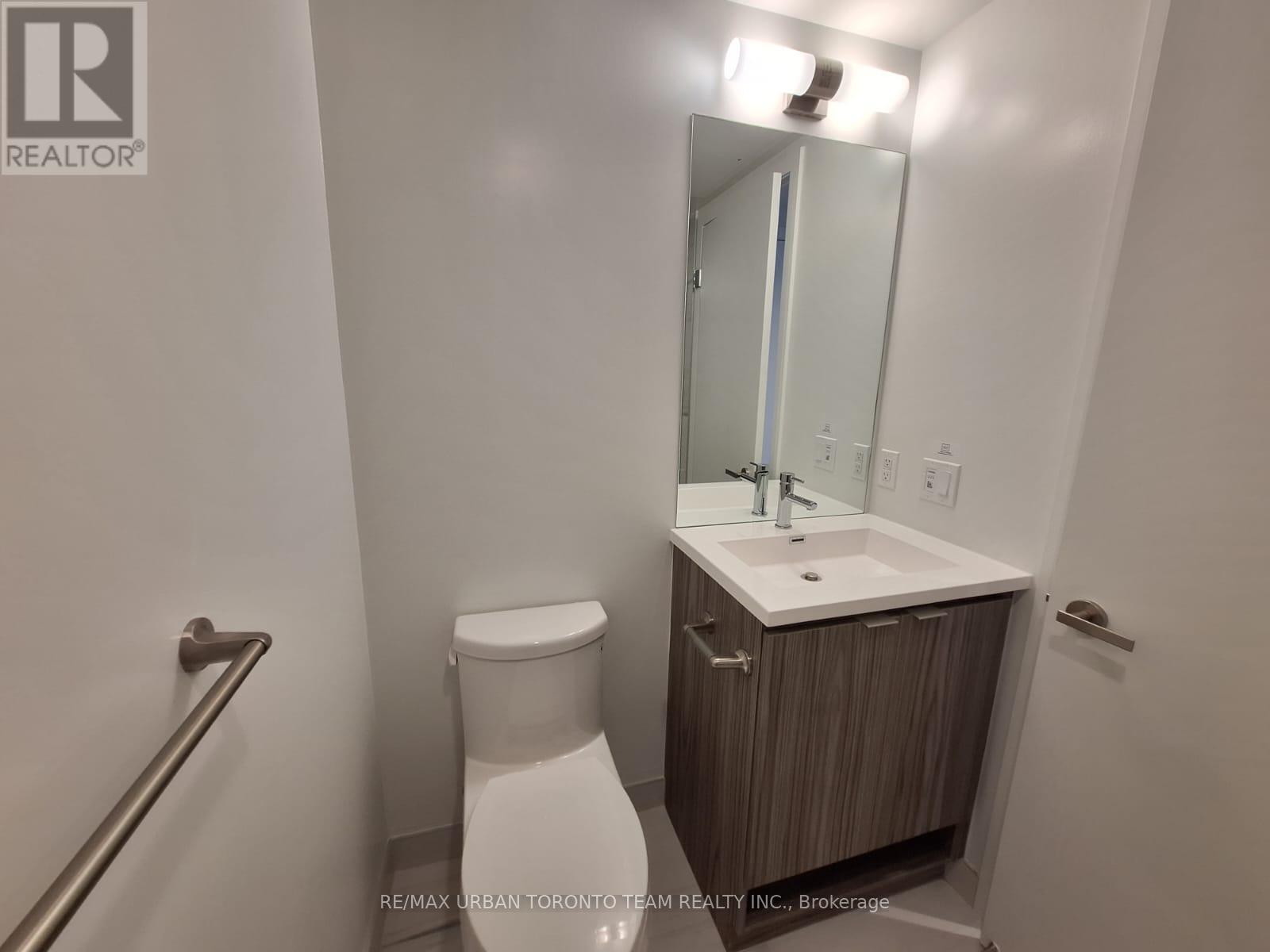 4816 - 55 Cooper Street, Toronto (Waterfront Communities), Ontario  M5E 0G1 - Photo 11 - C12646778