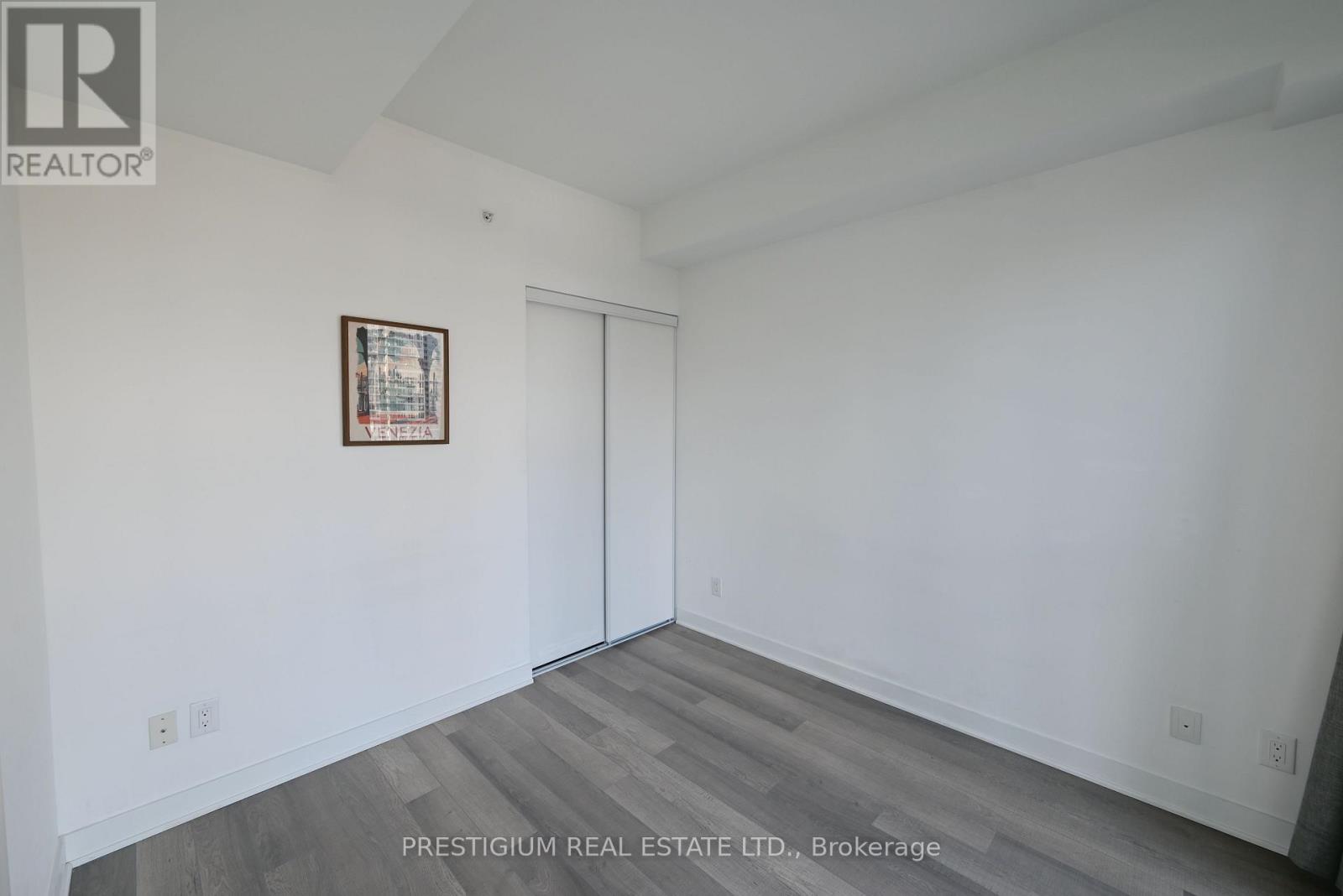 1910 - 290 Adelaide Street W, Toronto, Ontario  M5V 0P3 - Photo 10 - C12646792