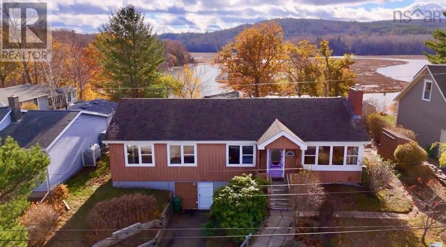 28 Babineau Heights, Annapolis Royal, Nova Scotia