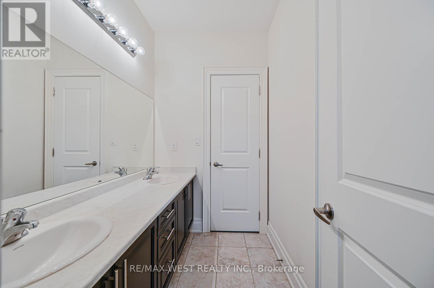 293 Torrey Pines Road, Vaughan, Ontario  L4H 3X3 - Photo 27 - N12646802