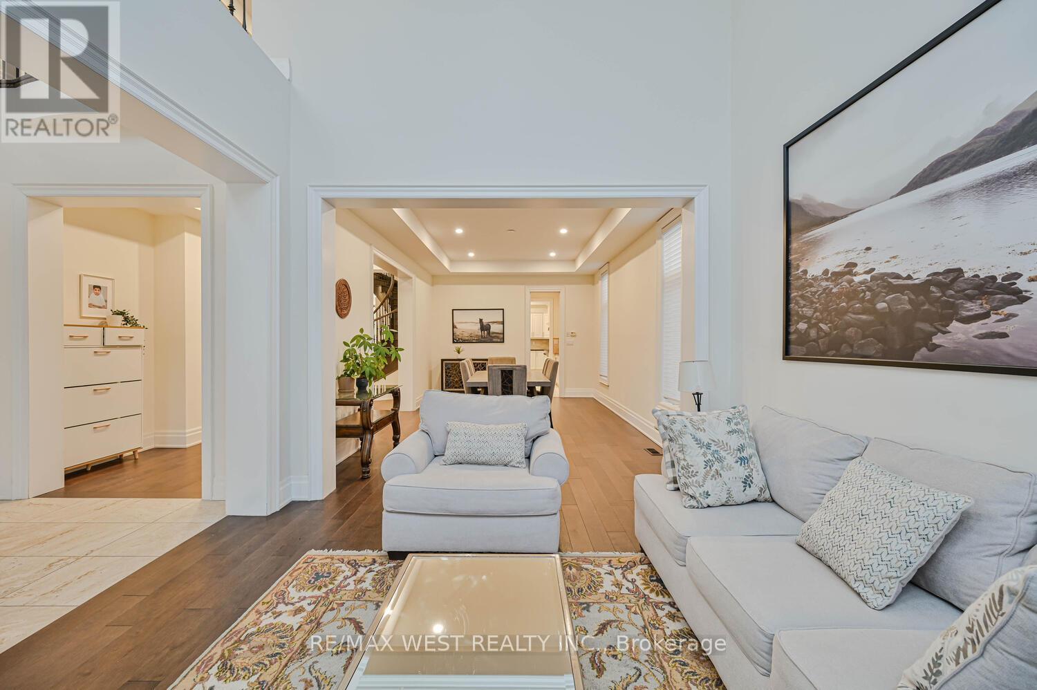 293 Torrey Pines Road, Vaughan, Ontario  L4H 3X3 - Photo 4 - N12646802