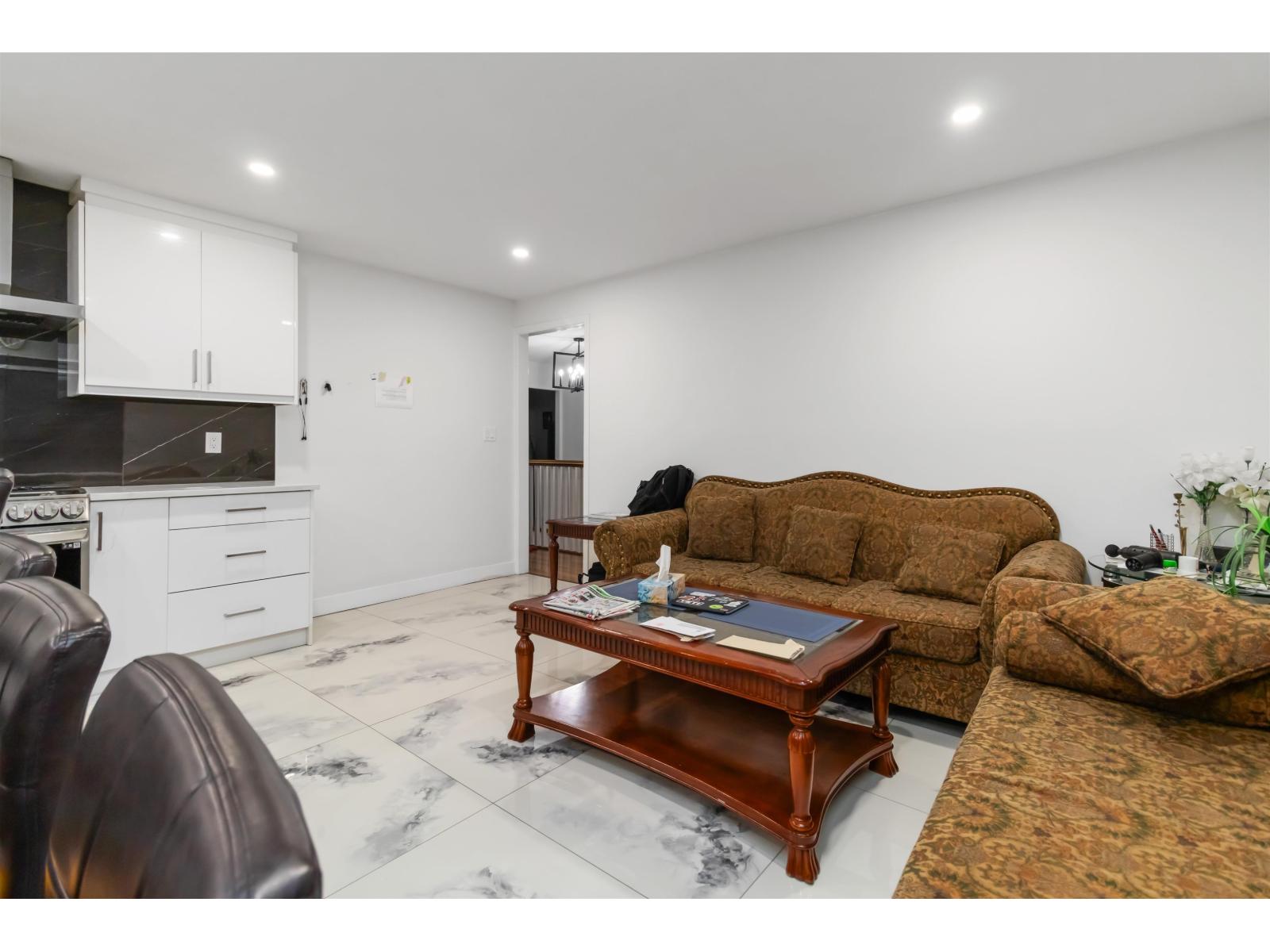 2934 E Osprey Drive, Abbotsford, British Columbia  V2T 5P7 - Photo 8 - R3074684