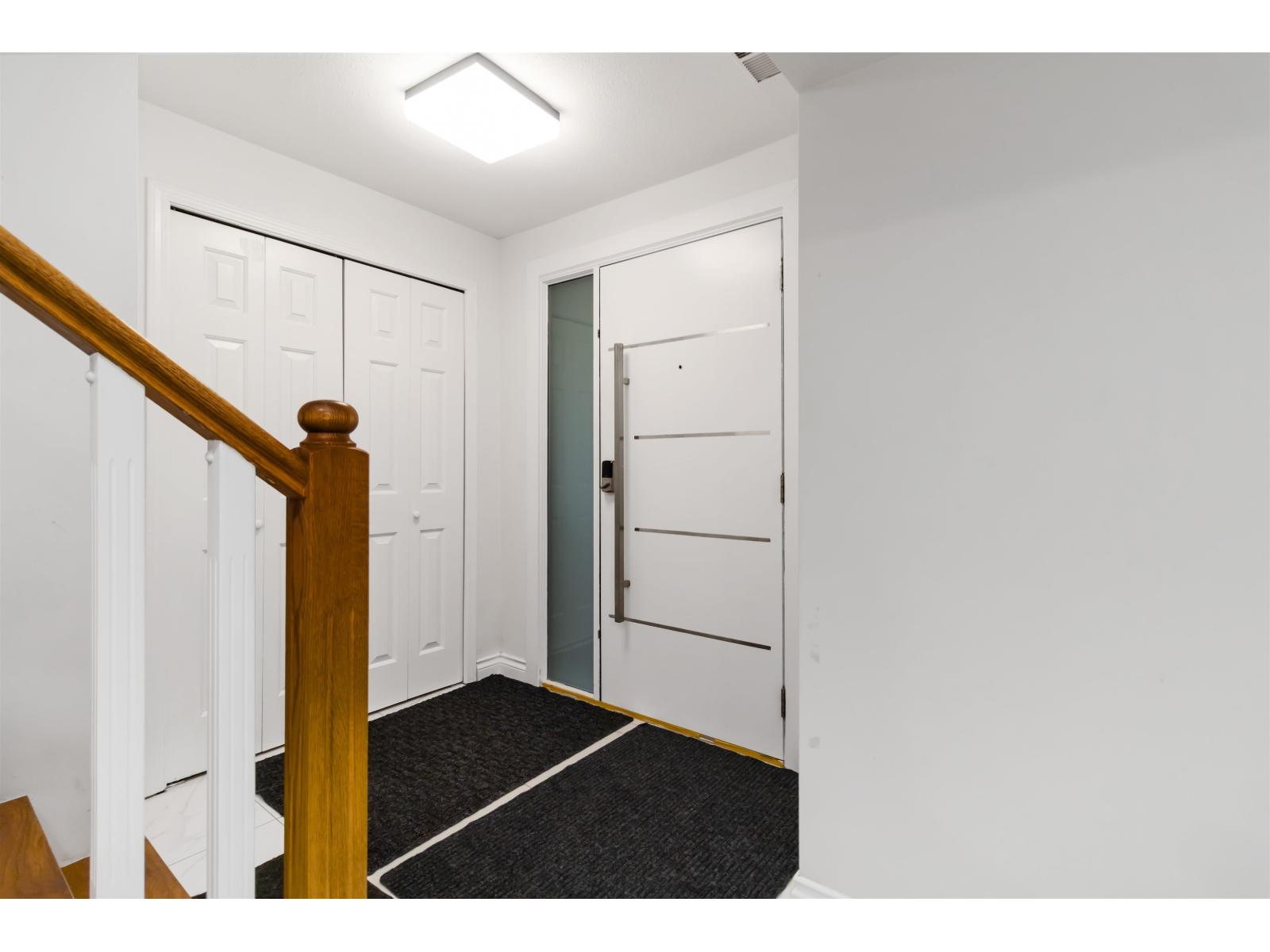 2934 E Osprey Drive, Abbotsford, British Columbia  V2T 5P7 - Photo 4 - R3074684