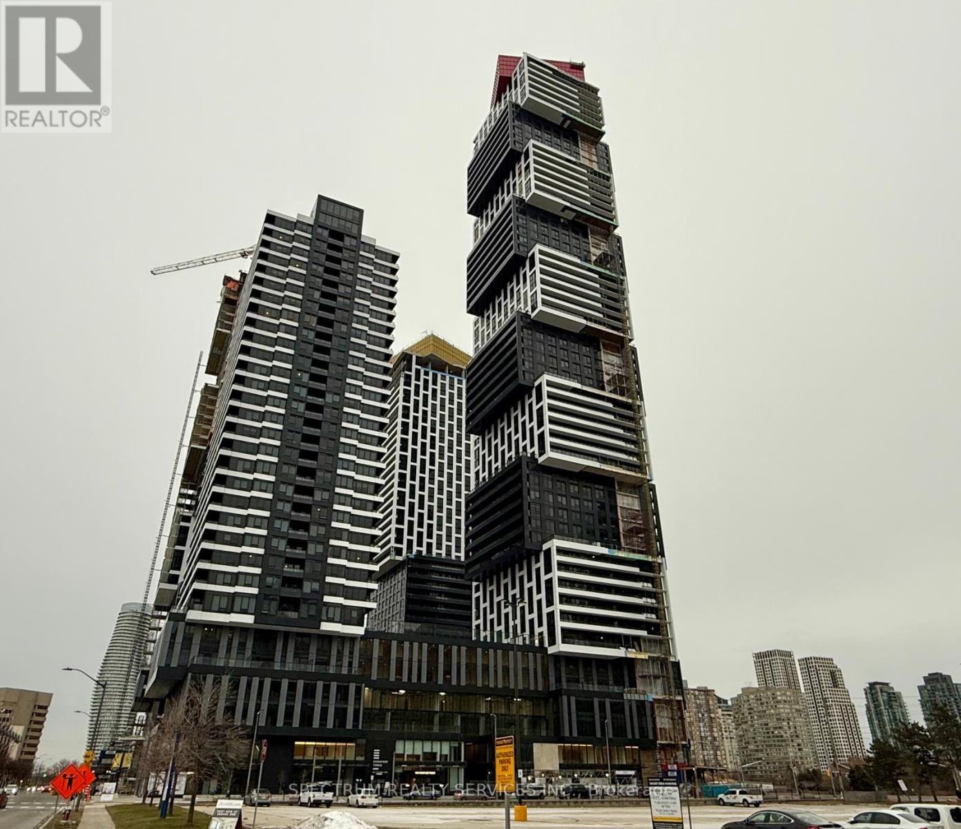 4501 - 4015 The Exchange, Mississauga, Ontario  L5B 0N9 - Photo 2 - W12643708