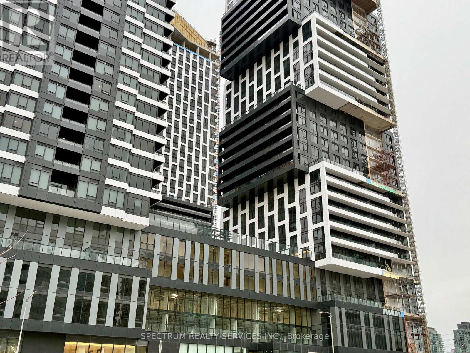 4501 - 4015 The Exchange, Mississauga, Ontario  L5B 0N9 - Photo 3 - W12643708