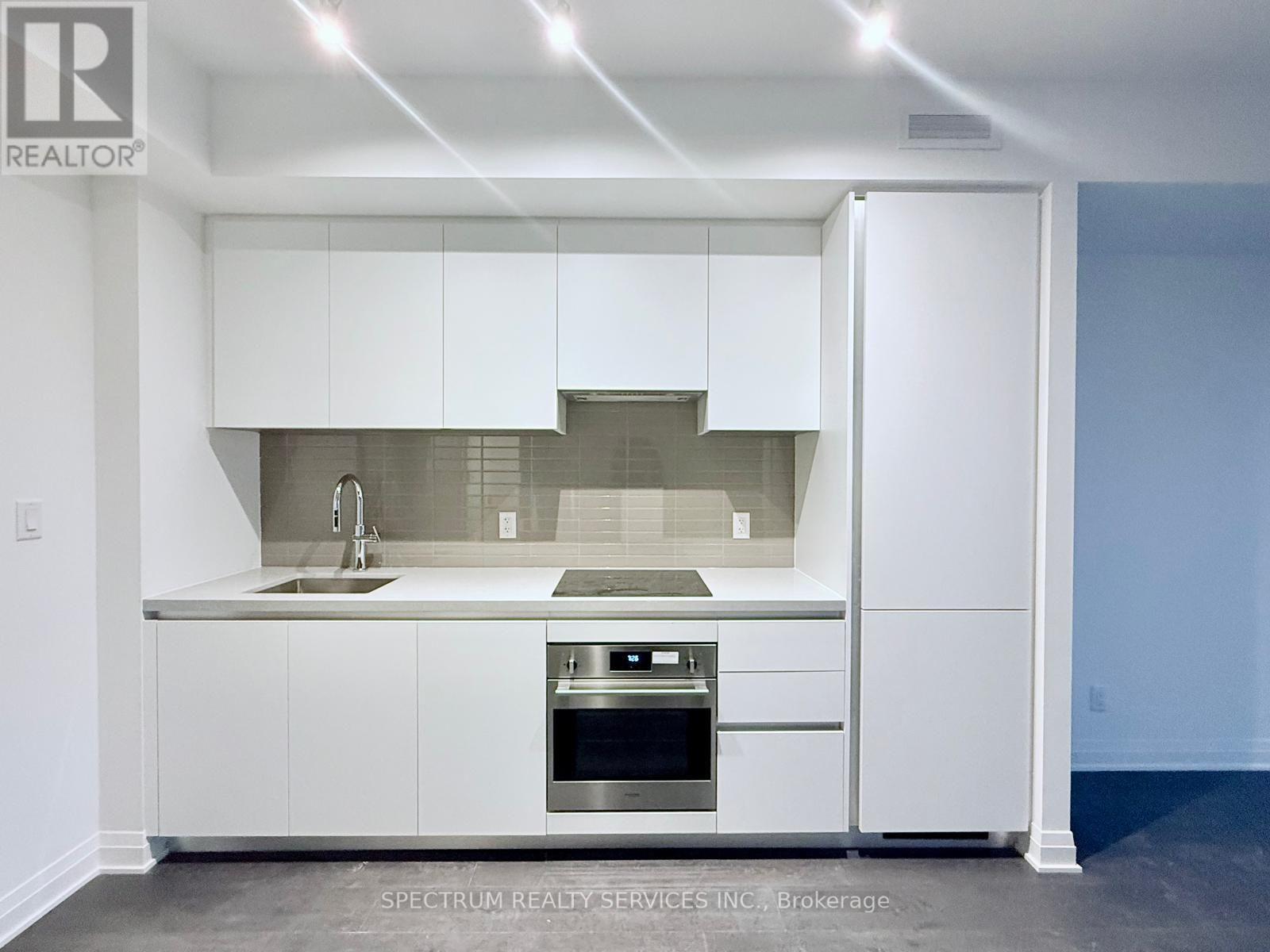 4501 - 4015 The Exchange, Mississauga, Ontario  L5B 0N9 - Photo 9 - W12643708