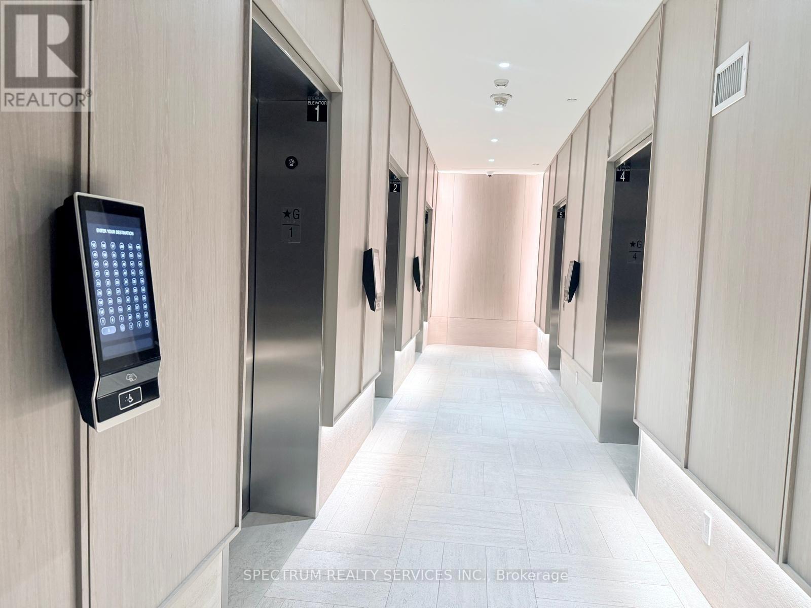 4501 - 4015 The Exchange, Mississauga, Ontario  L5B 0N9 - Photo 7 - W12643708