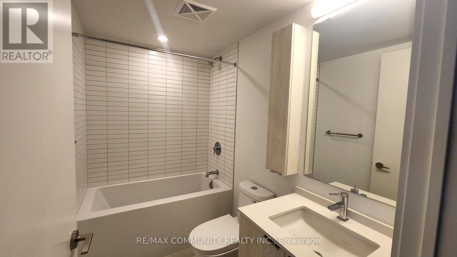 318 - 3009 Novar Road, Mississauga, Ontario  L5B 0P9 - Photo 15 - W12646752