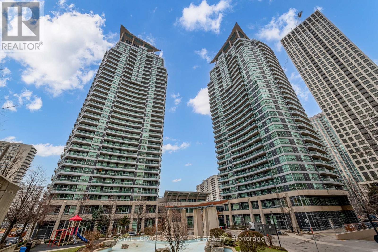 1307 - 1 Elm Drive W, Mississauga, Ontario  L5B 4M1 - Photo 1 - W12646810