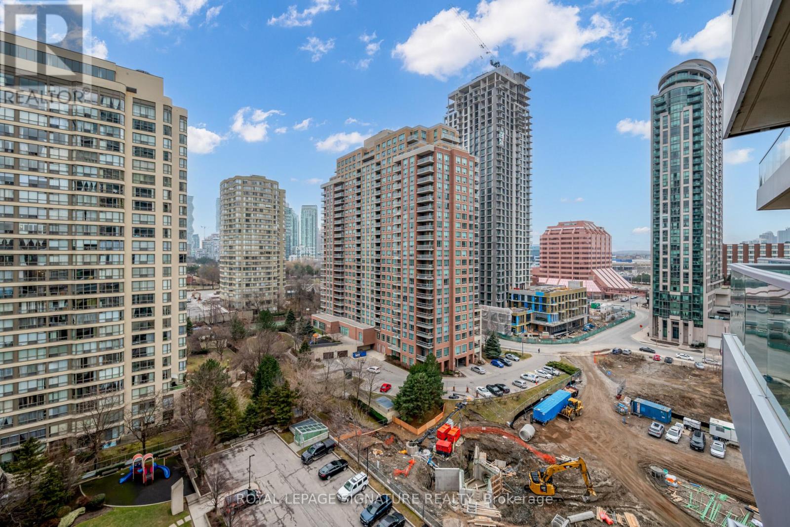 1307 - 1 Elm Drive W, Mississauga, Ontario  L5B 4M1 - Photo 27 - W12646810