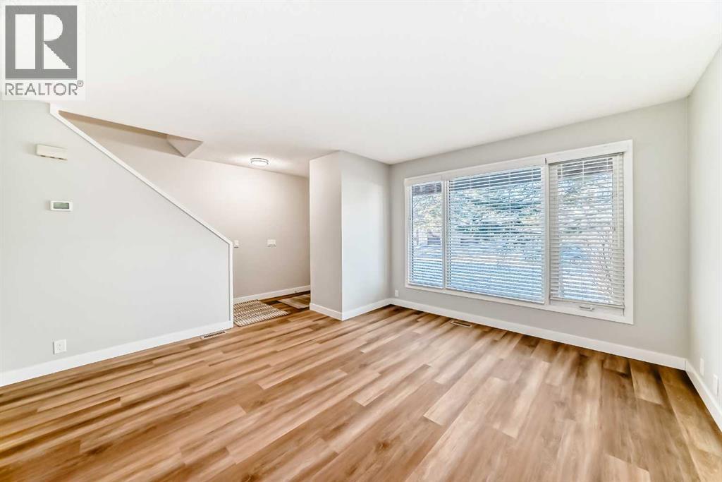 252 Summerwood Place Se, Airdrie, Alberta  T4B 1W2 - Photo 6 - A2275839