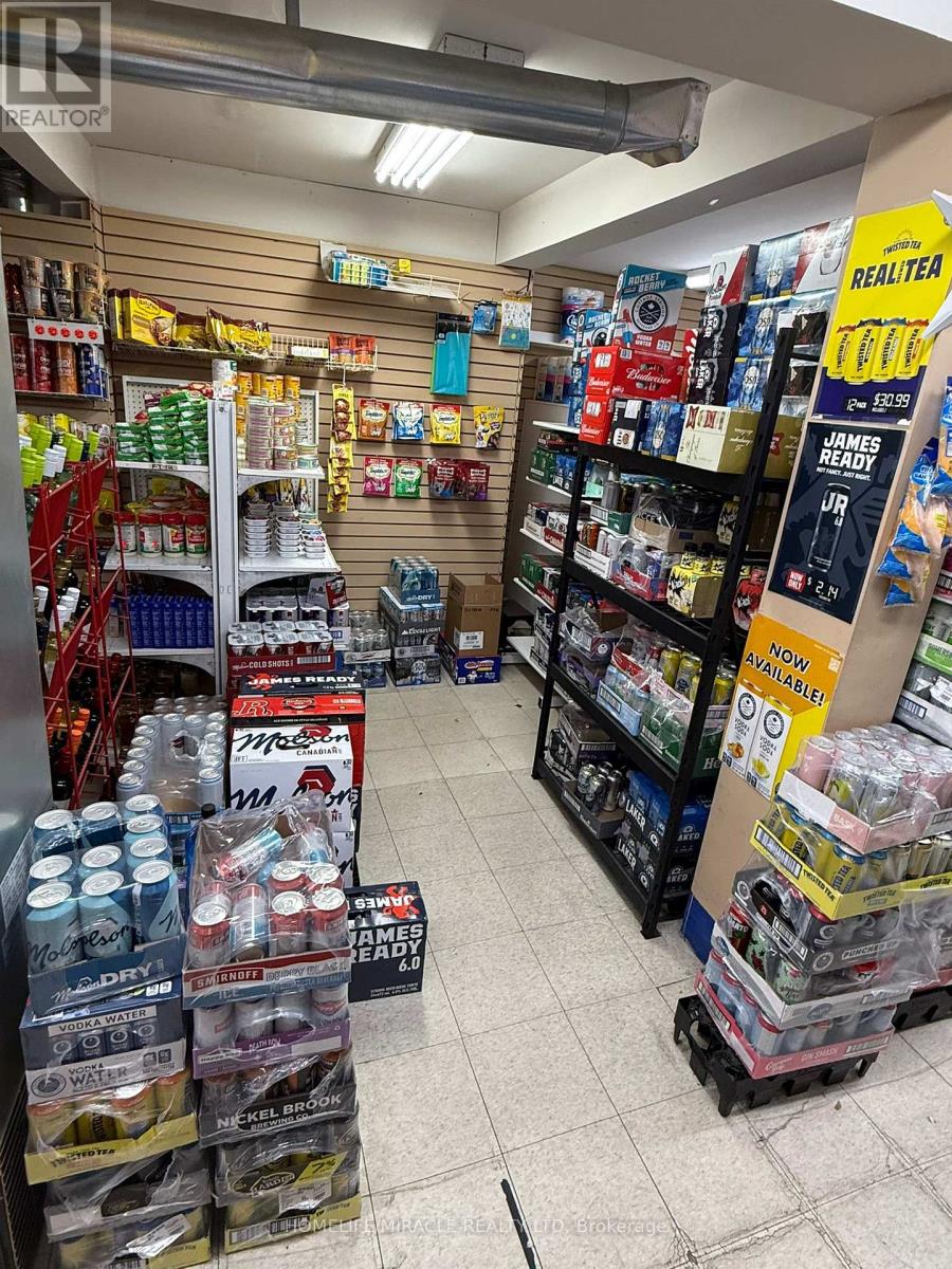 370 Division Street, Kingston, Ontario  K7K 4A5 - Photo 3 - X12646788