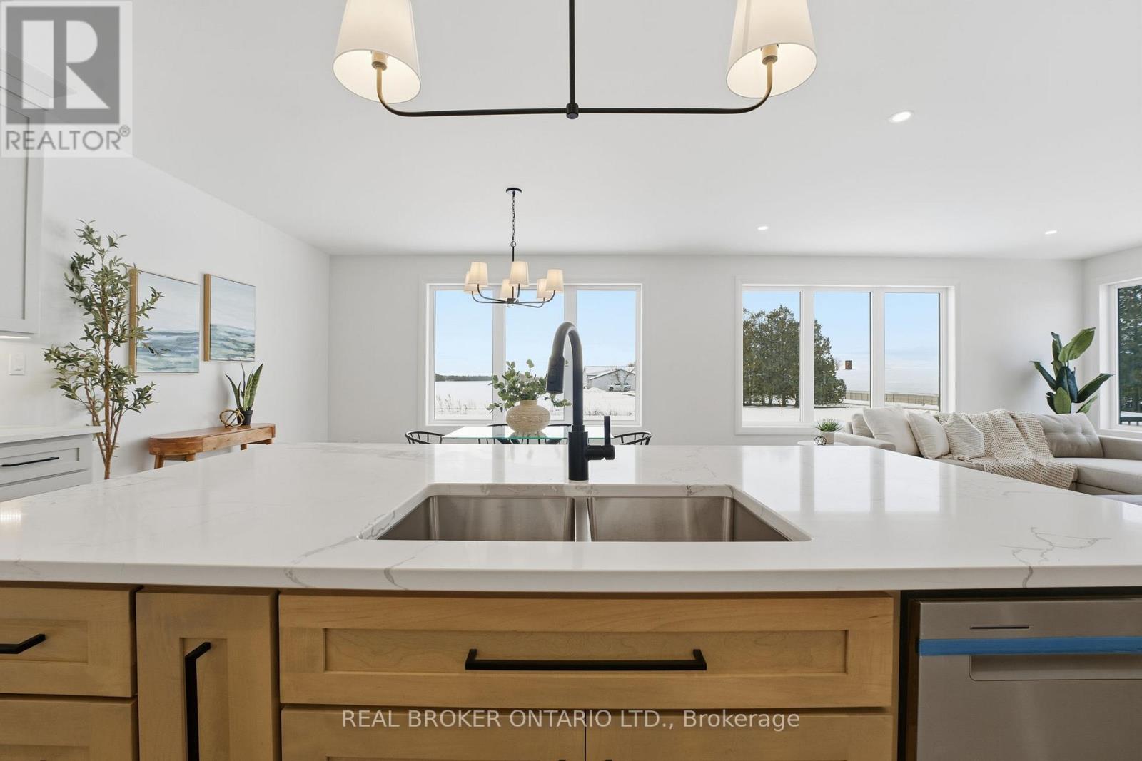 130 La Salette Road, Norfolk, Ontario  N0E 1H0 - Photo 14 - X12646816