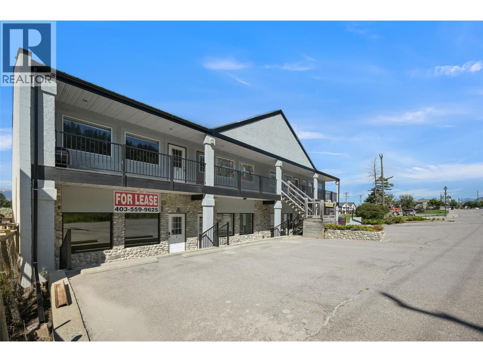 7585 Main  West Street, Radium Hot Springs, British Columbia  V0A 1M0 - Photo 2 - 10371466