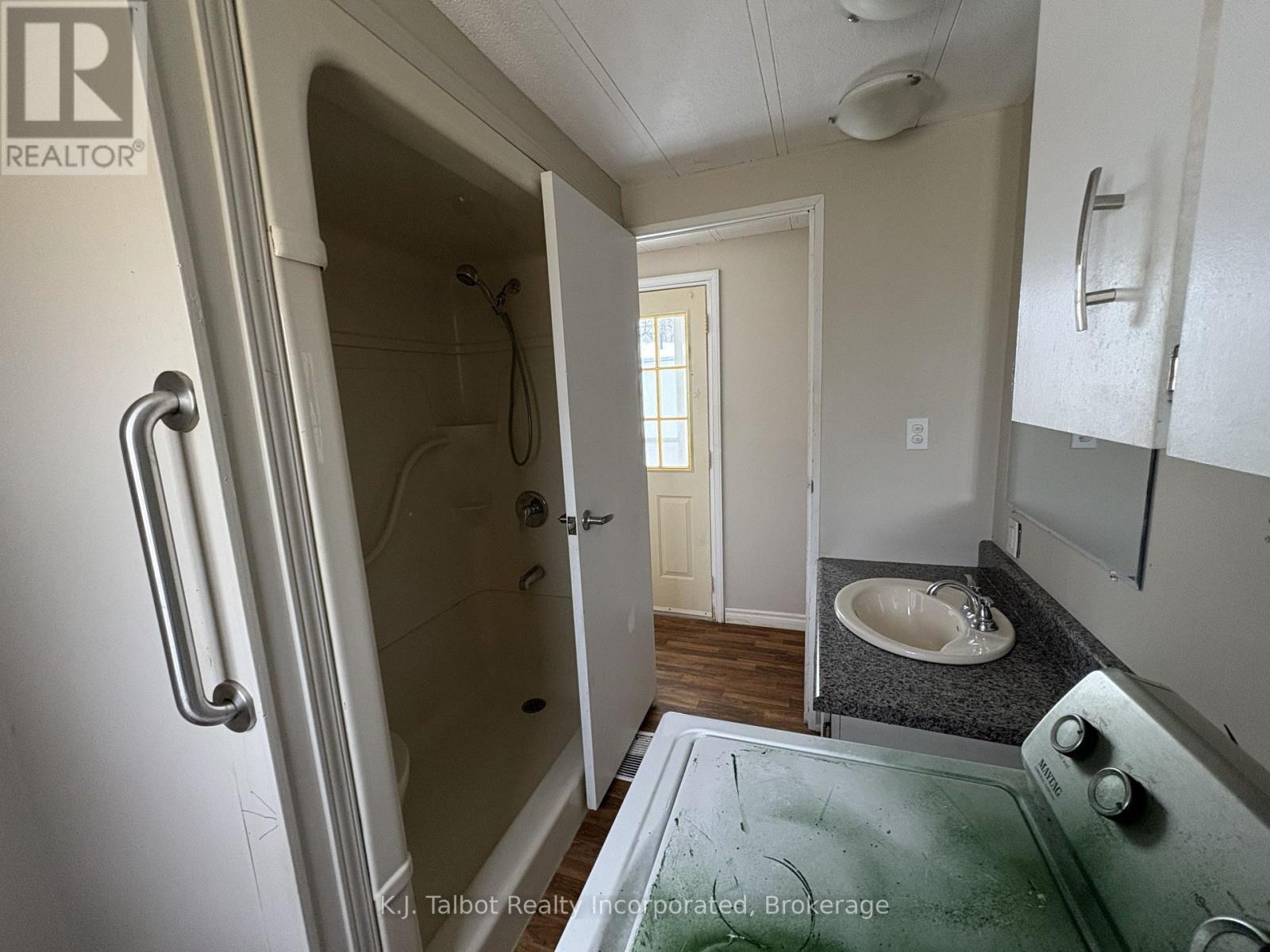 8 Bloomsbury Street, Ashfield-Colborne-Wawanosh, Ontario  N7A 3Y2 - Photo 10 - X12646864